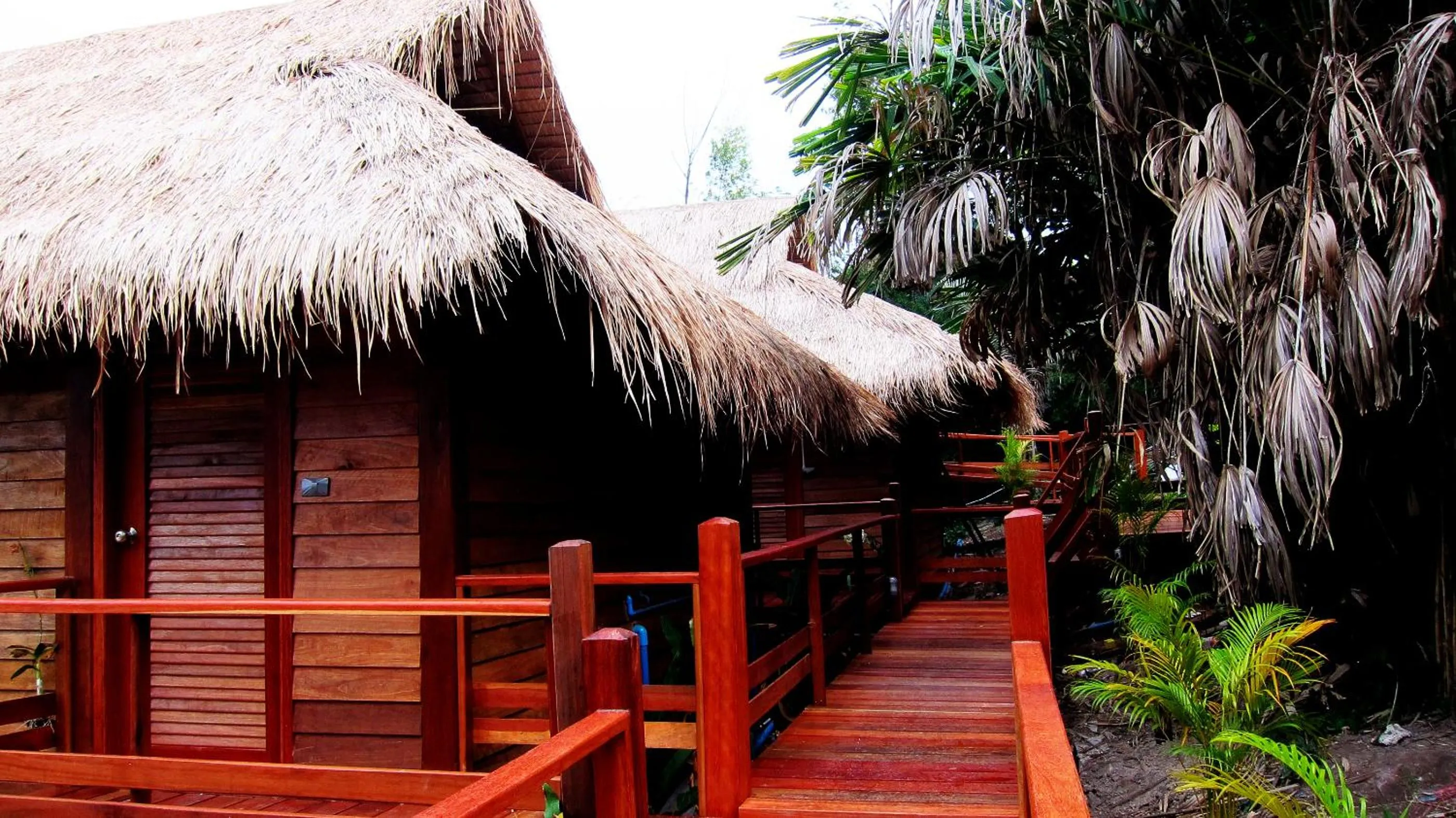 Facade/entrance in Ten Moons Lipe Resort