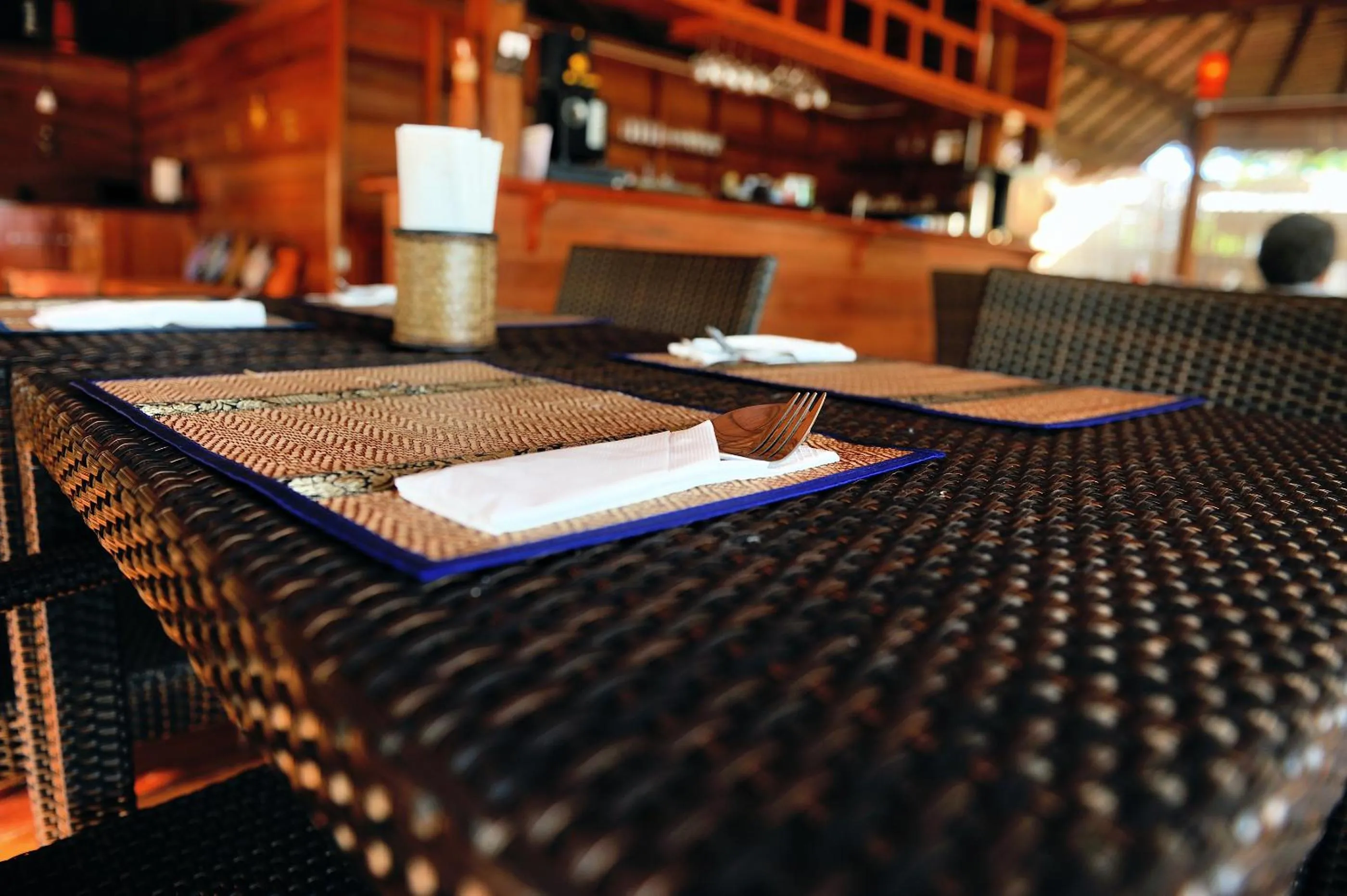 Restaurant/places to eat in Ten Moons Lipe Resort