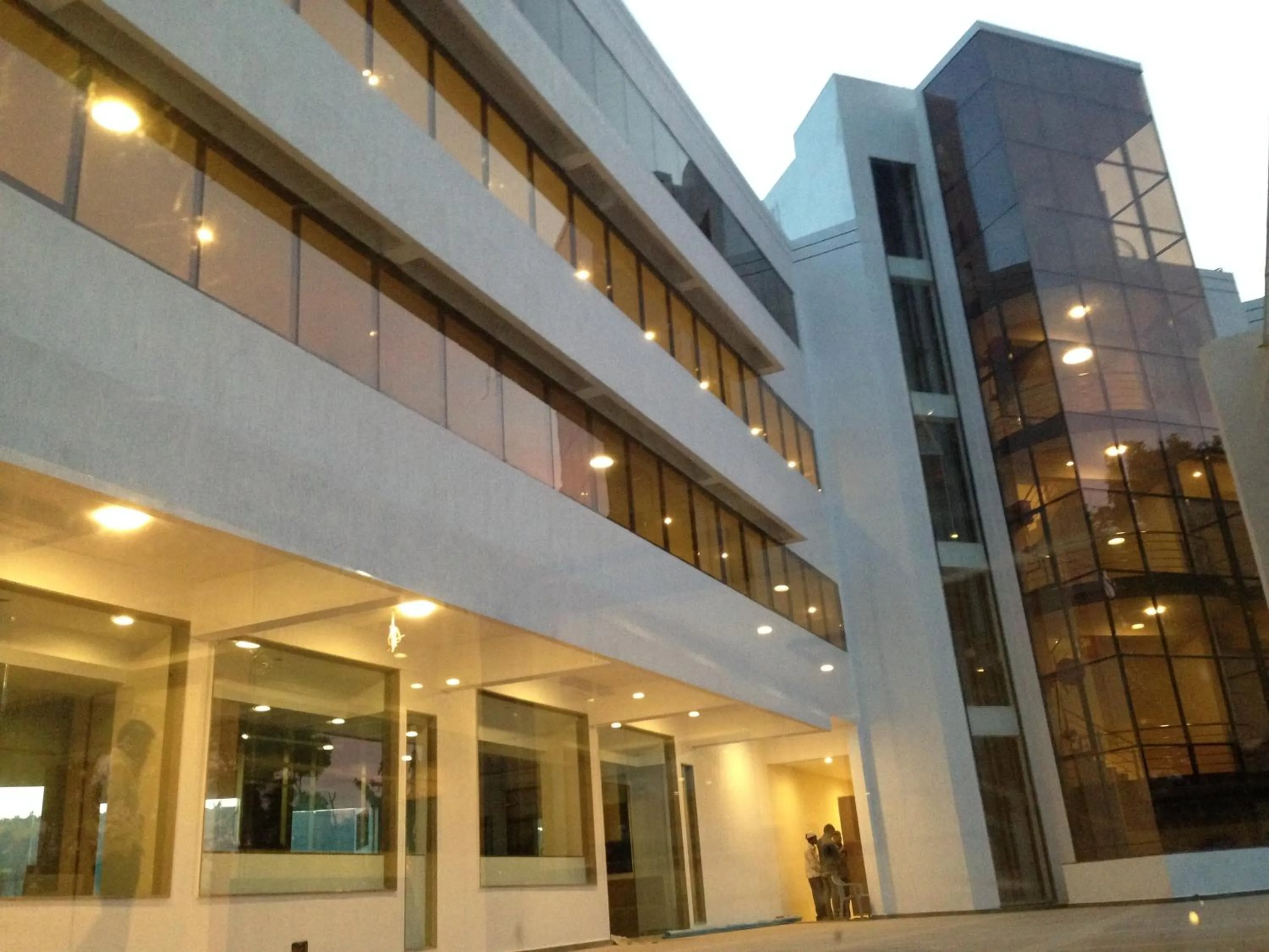 Facade/entrance in Hotel Lake View