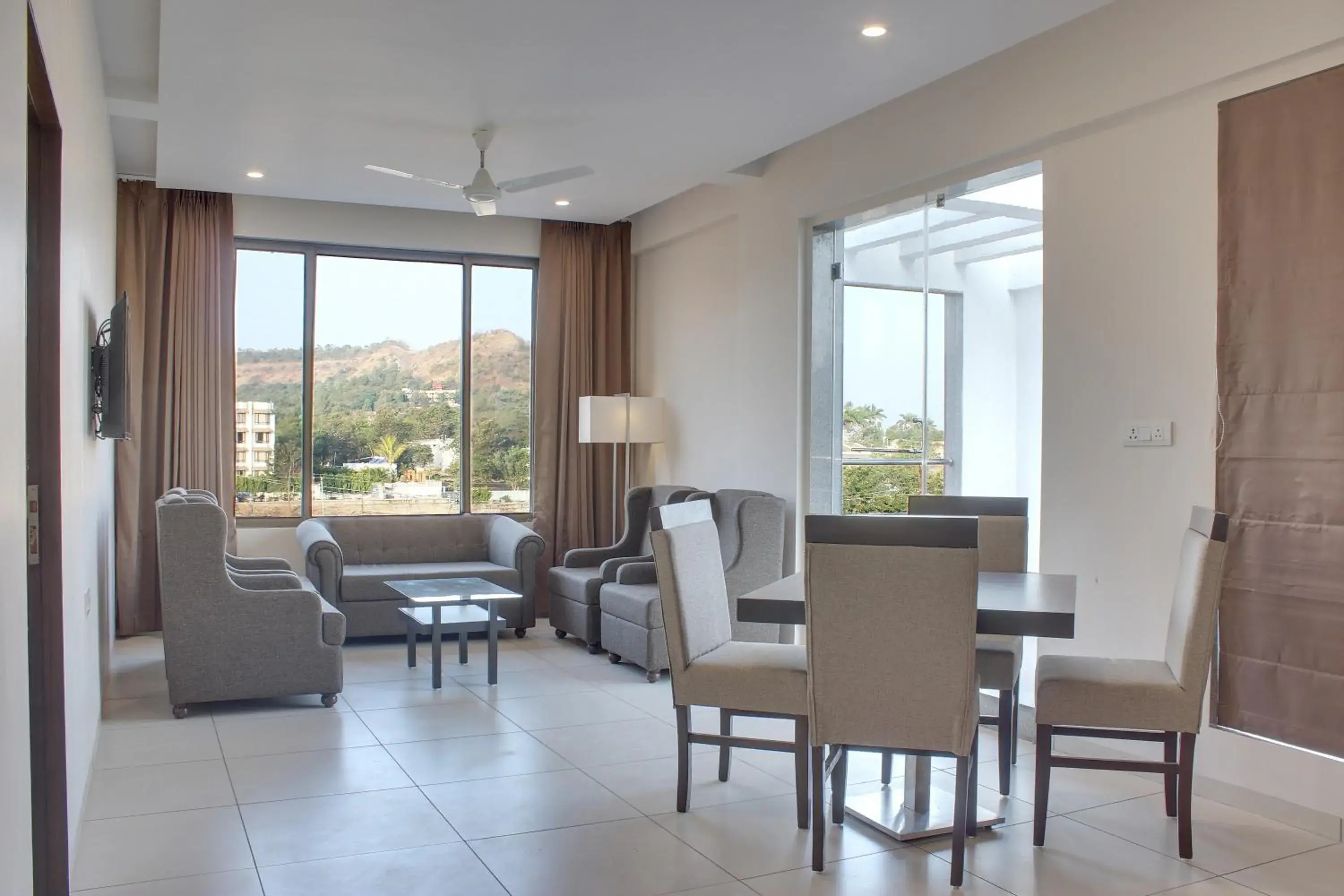 Studio Suite in Hotel Lake View Studio Suite in Hotel Lake View