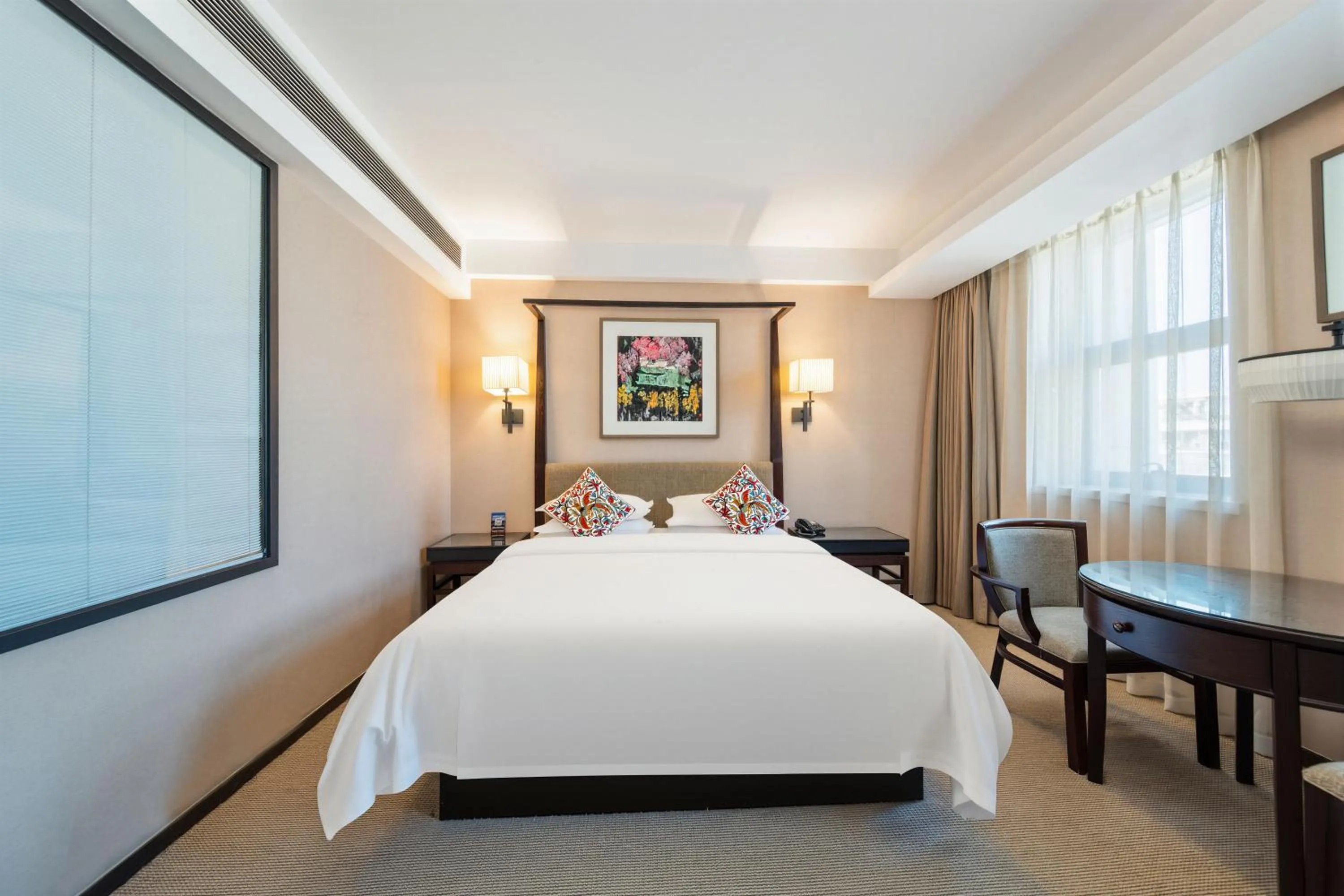 Bed in SSAW Boutique Hotel Hangzhou East - Free Self Service Laundry