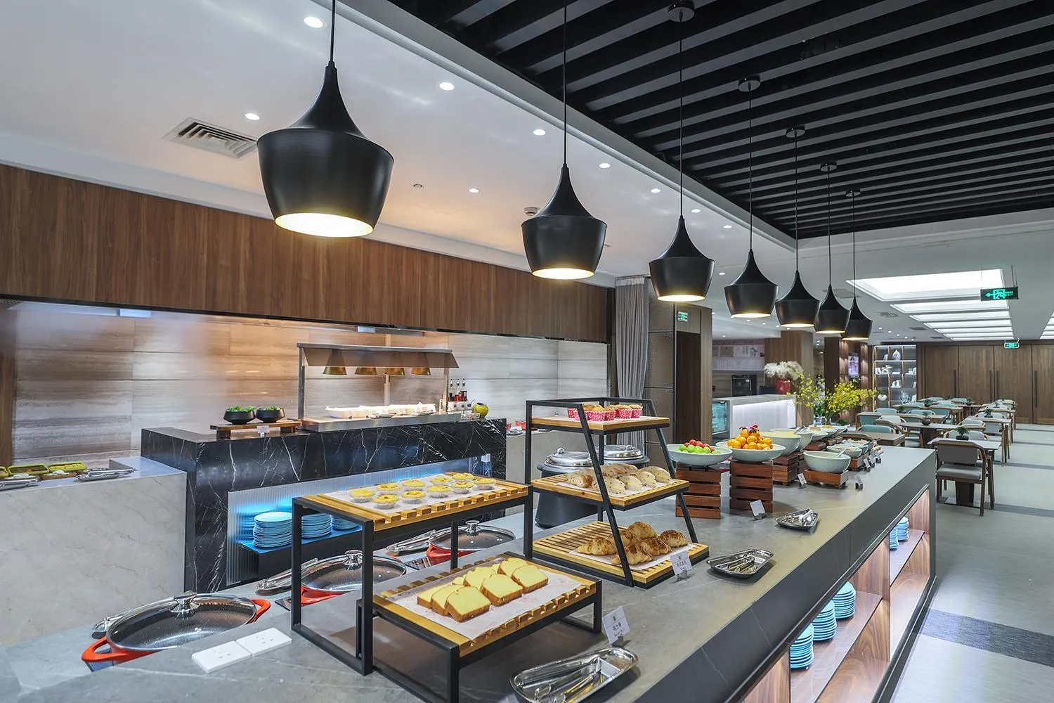 Restaurant/places to eat in SSAW Boutique Hotel Hangzhou East - Free Self Service Laundry