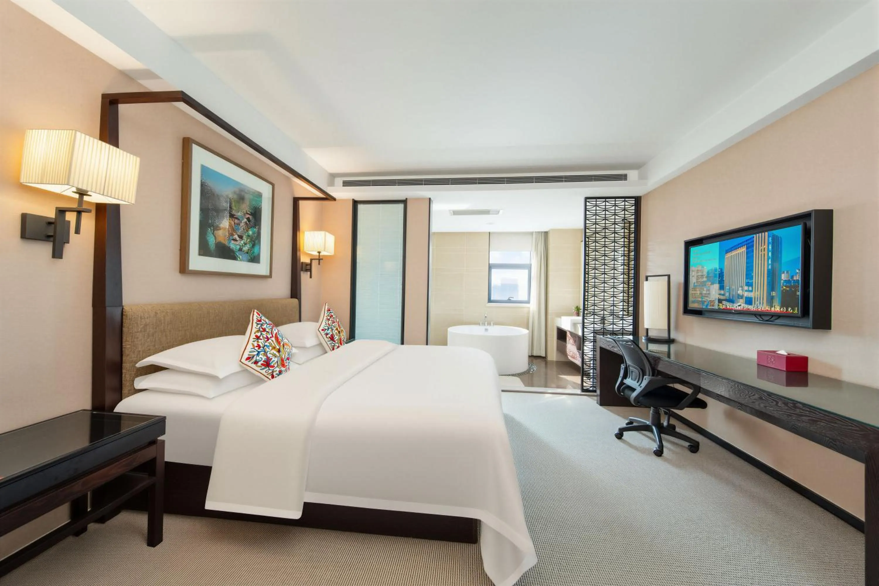 Photo of the whole room, Bed in SSAW Boutique Hotel Hangzhou East - Free Self Service Laundry