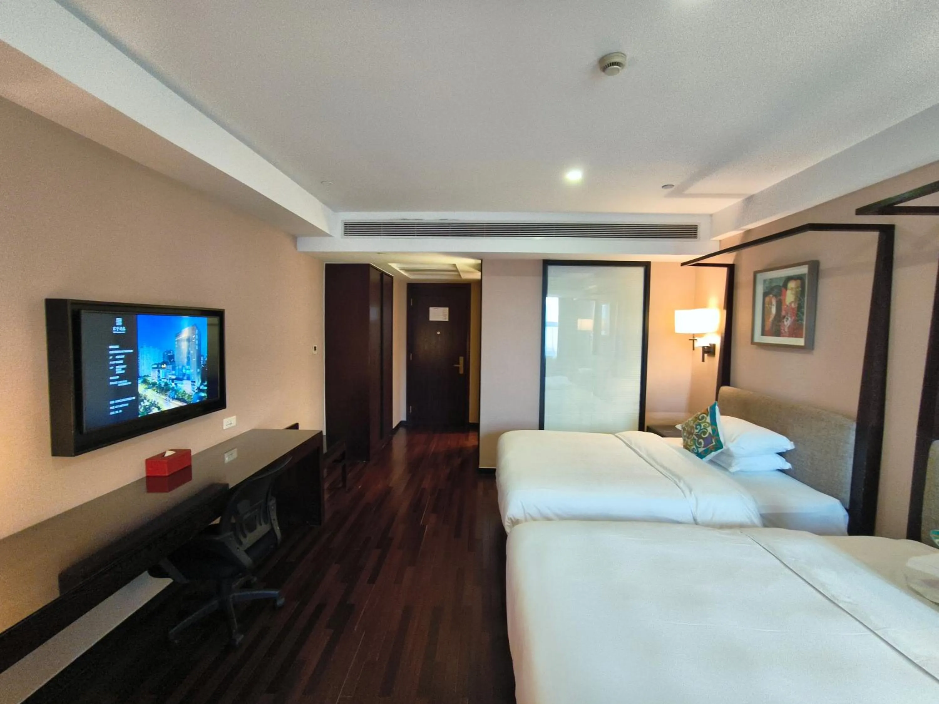 TV and multimedia, Bed in SSAW Boutique Hotel Hangzhou East - Free Self Service Laundry