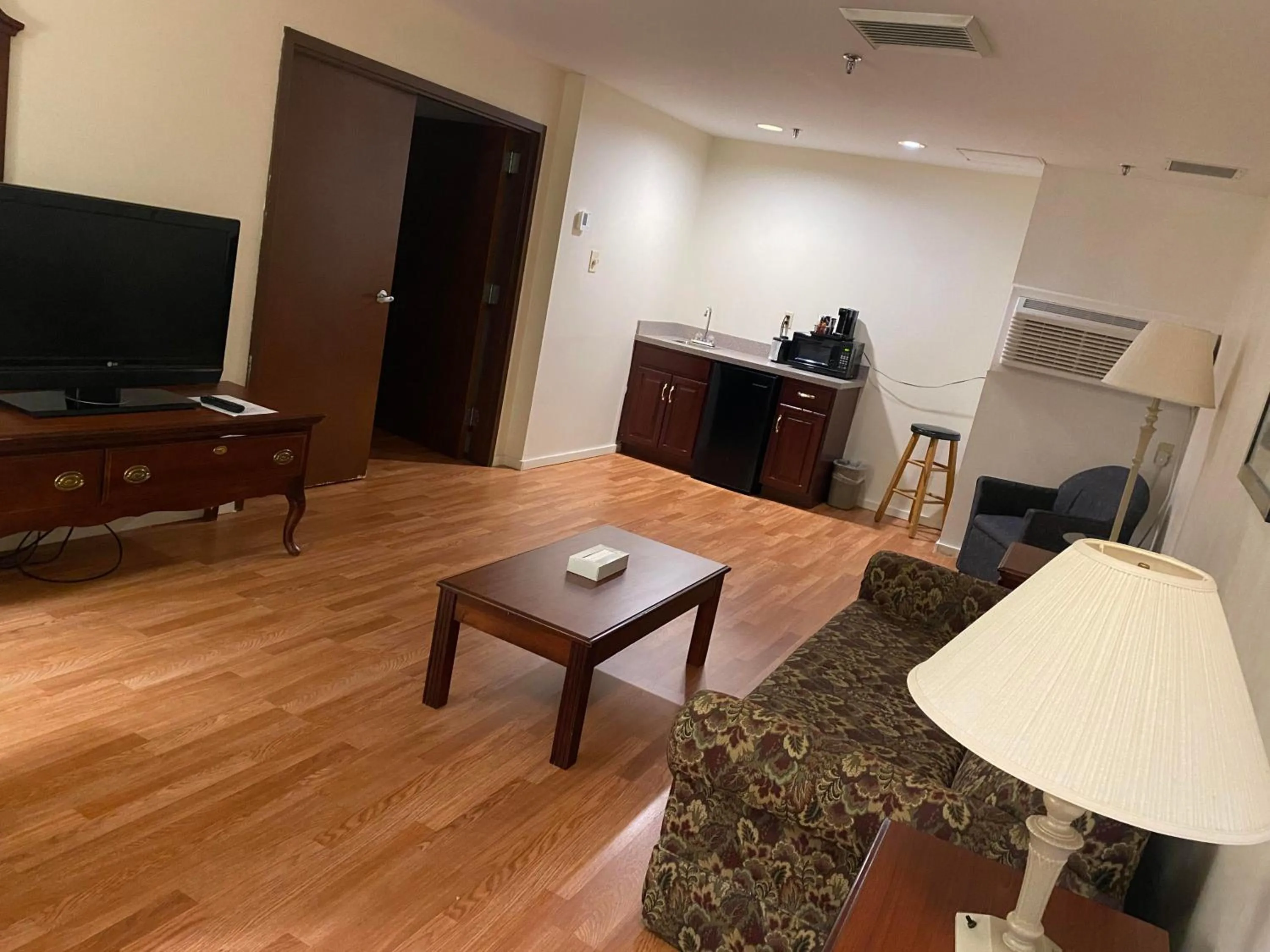 Living room in Pottsville Hotel