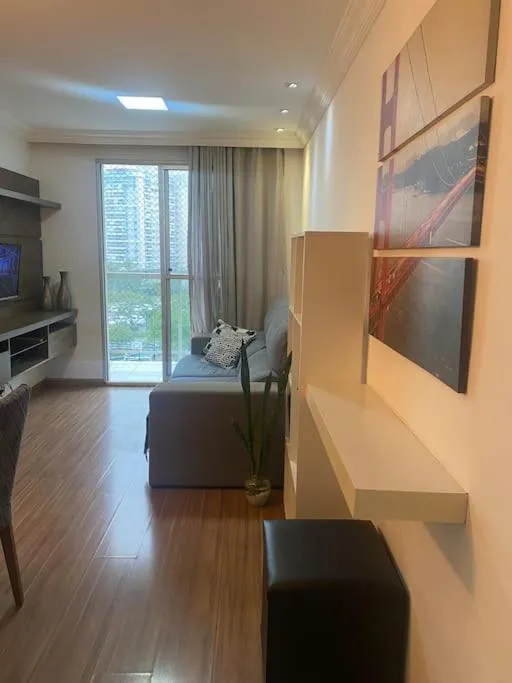 Barra Home Stay - Apto completo com estacionamento