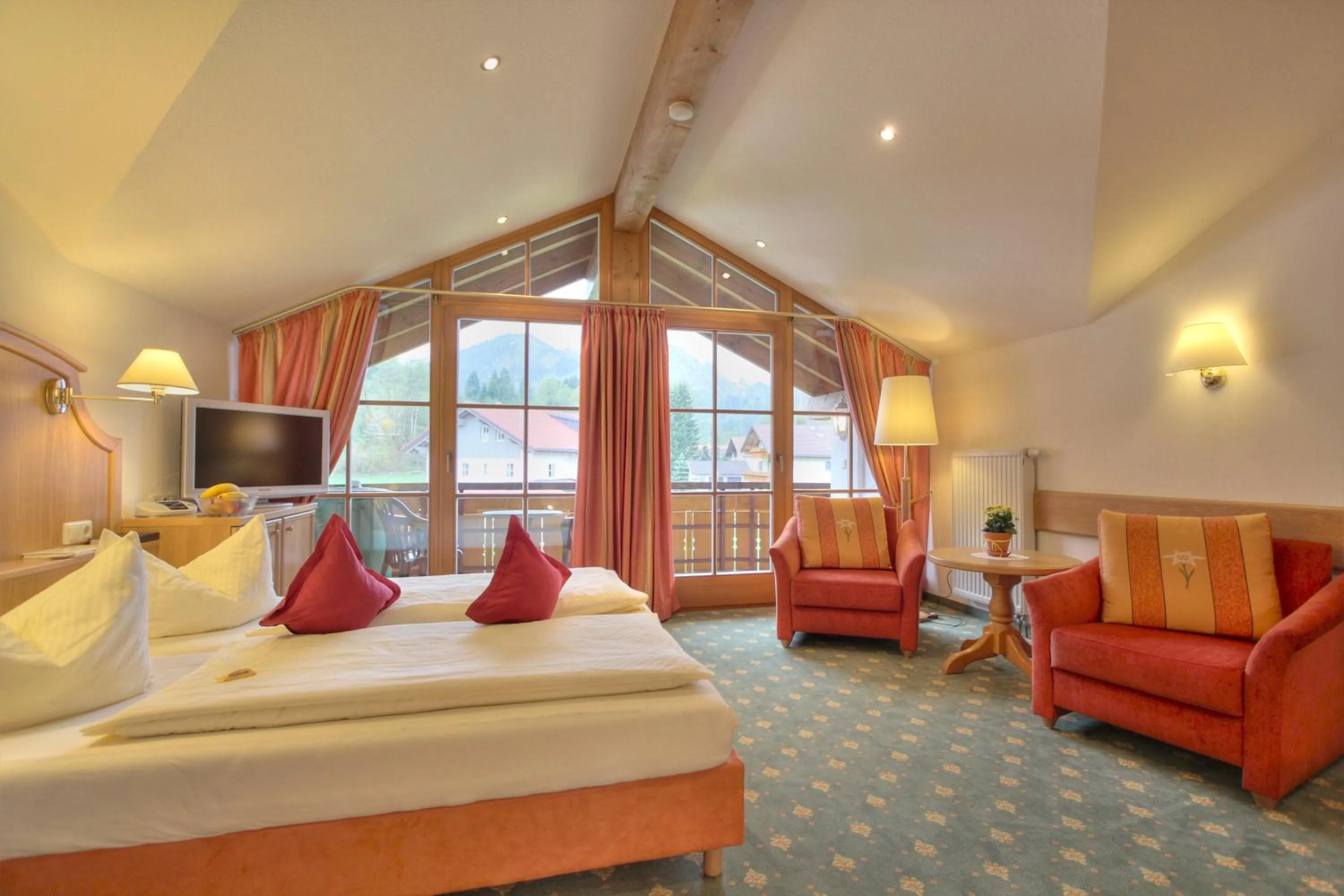 Photo of the whole room, Bed in Landhotel Berghof
