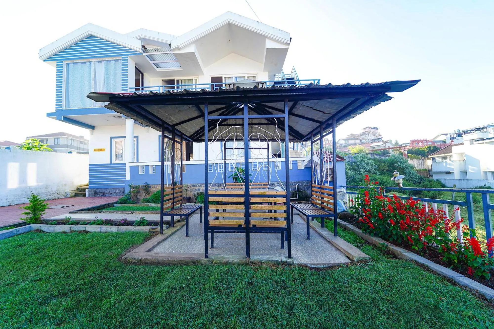 Garden in Via Bala Garden