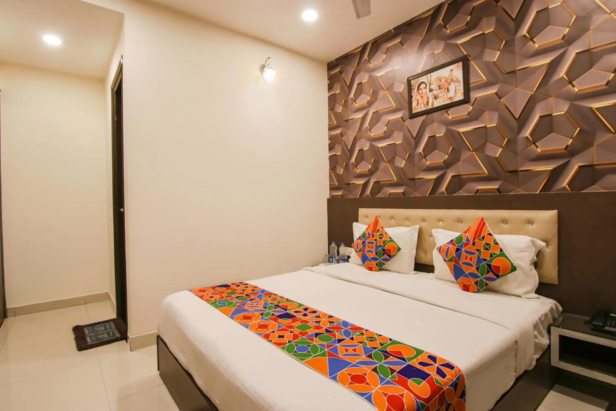 Bedroom, Bed in Hotel Rosewood Inn