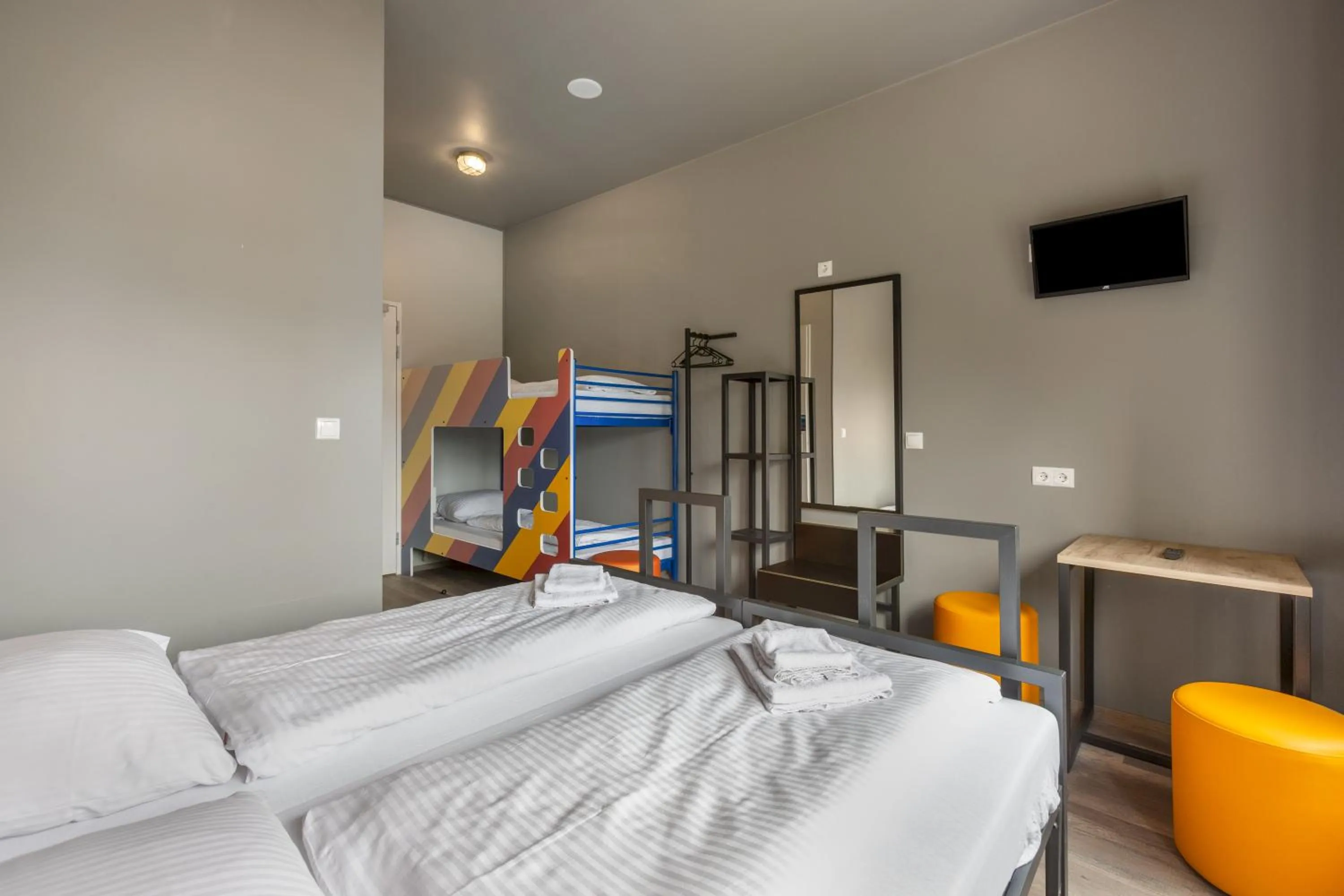 Photo of the whole room in a&o Amsterdam Zuidoost