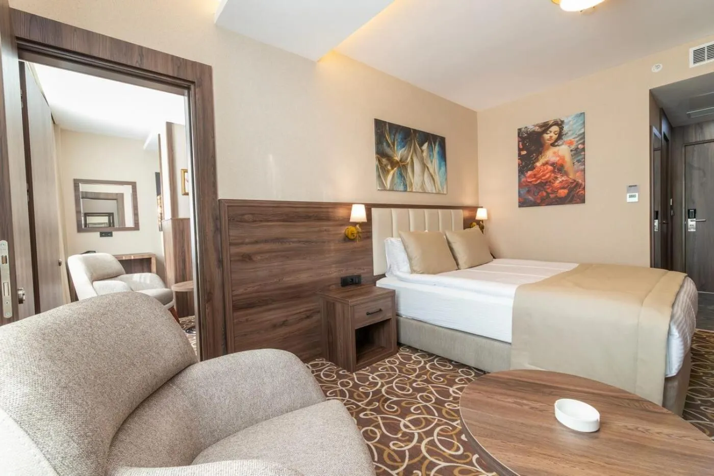 Photo of the whole room, Bed in Park Dedeman Mersin Marina