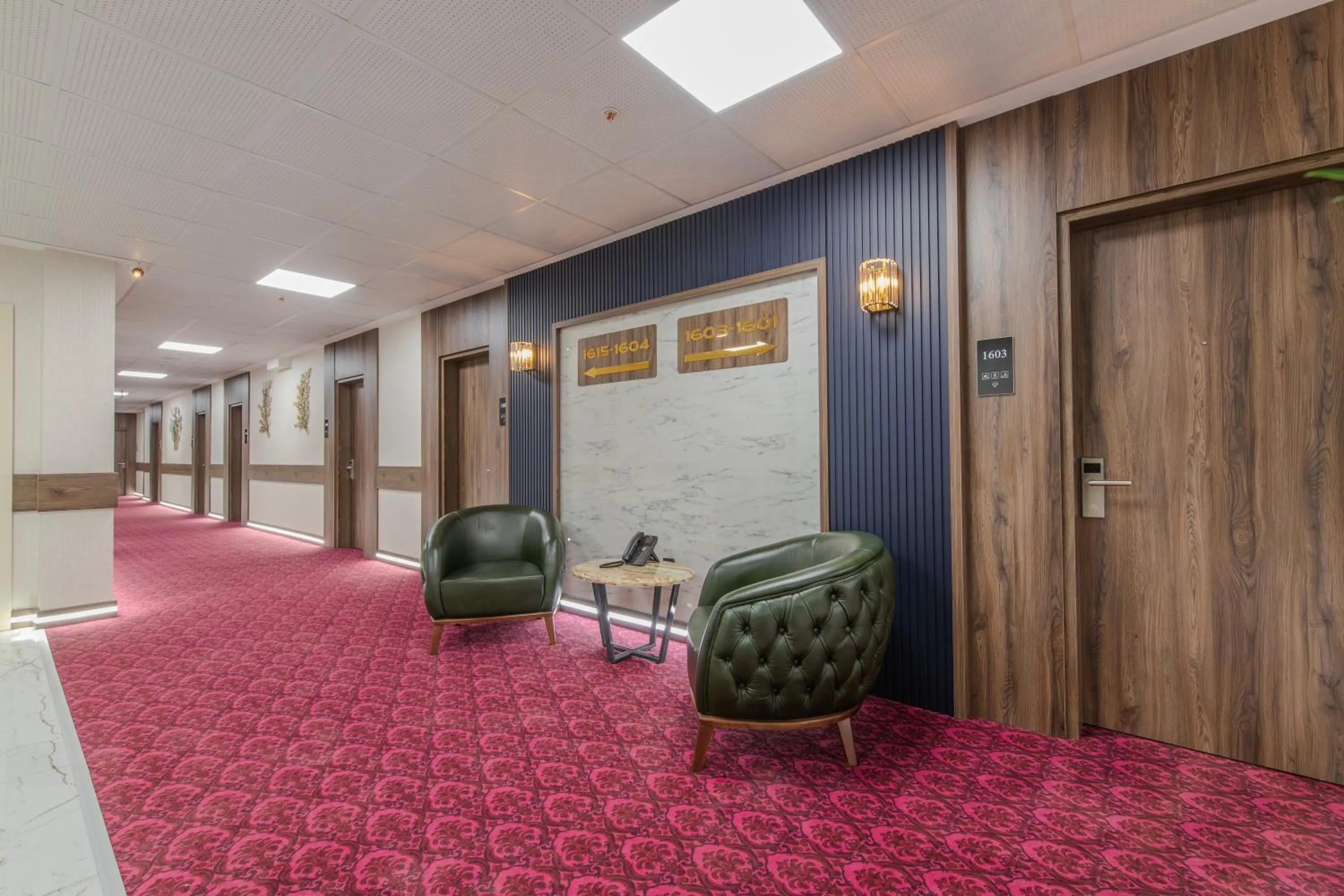 Seating area in Park Dedeman Mersin Marina