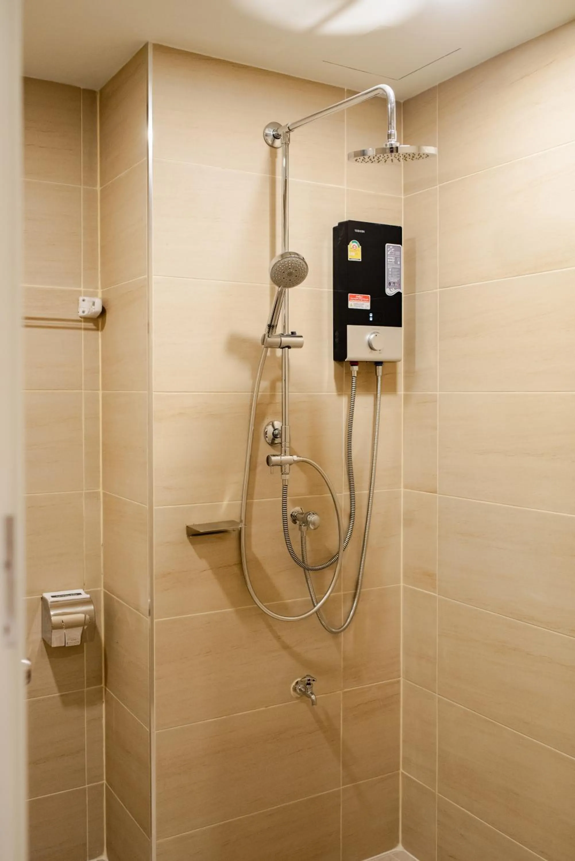 Shower in River Hotel Hatyai