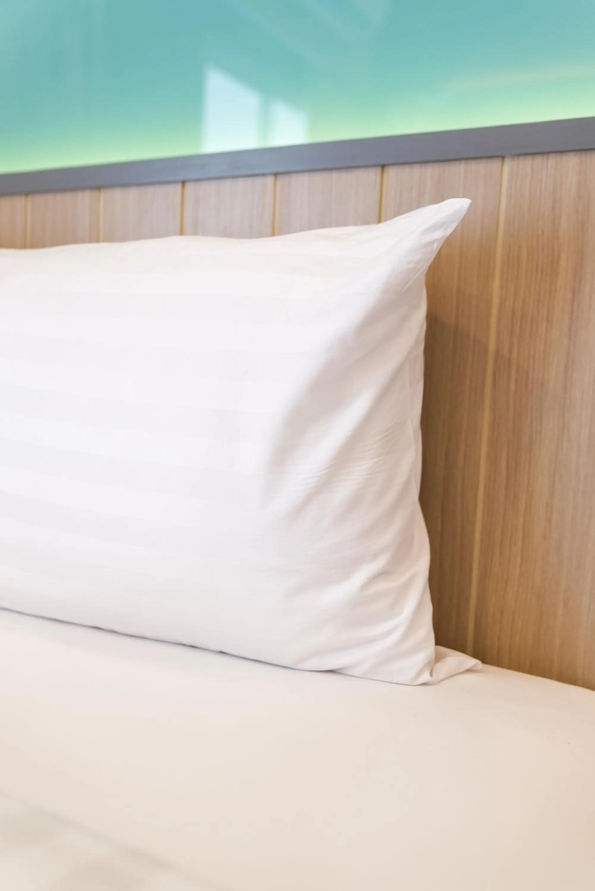 Bed in River Hotel Hatyai