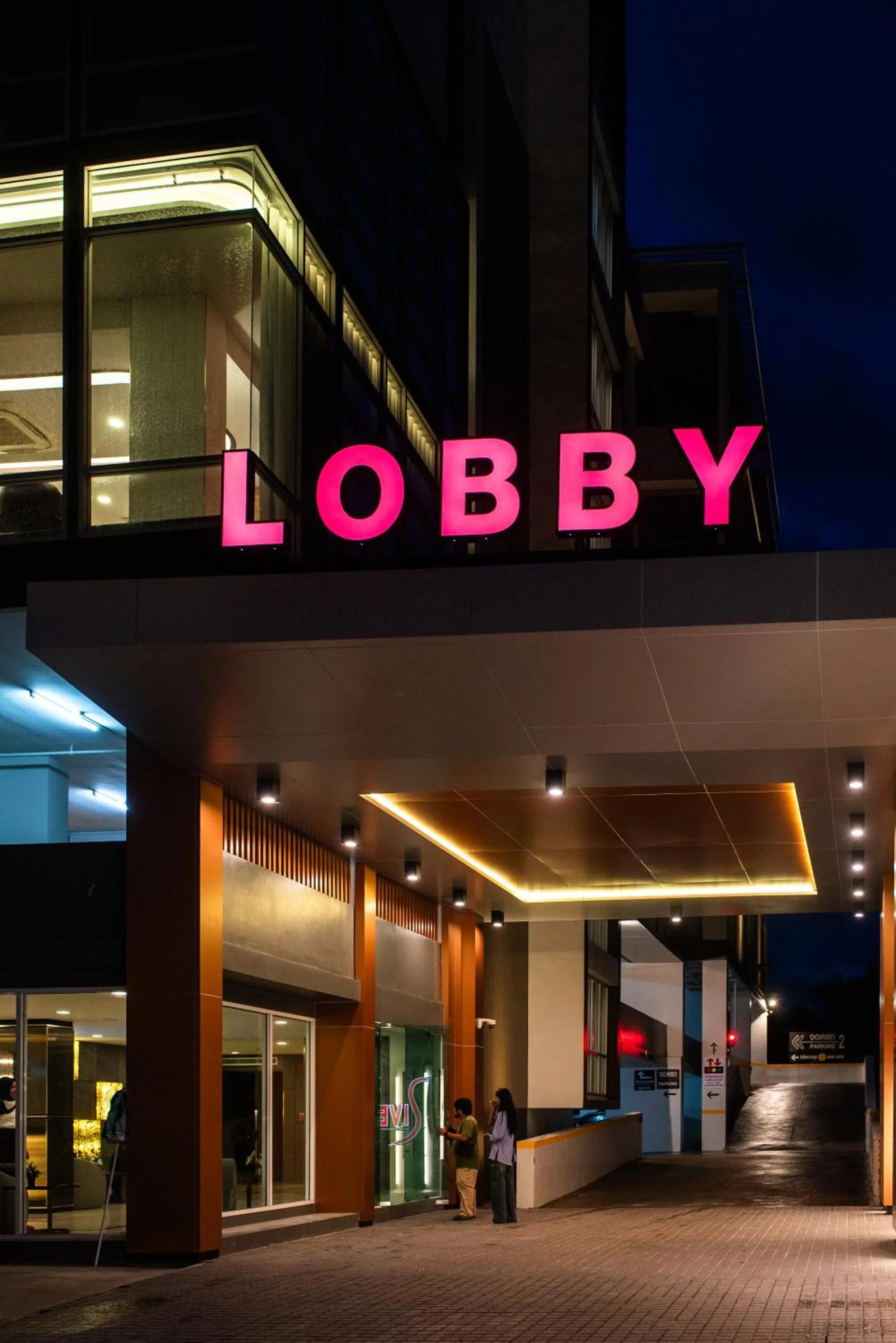 Facade/entrance in River Hotel Hatyai