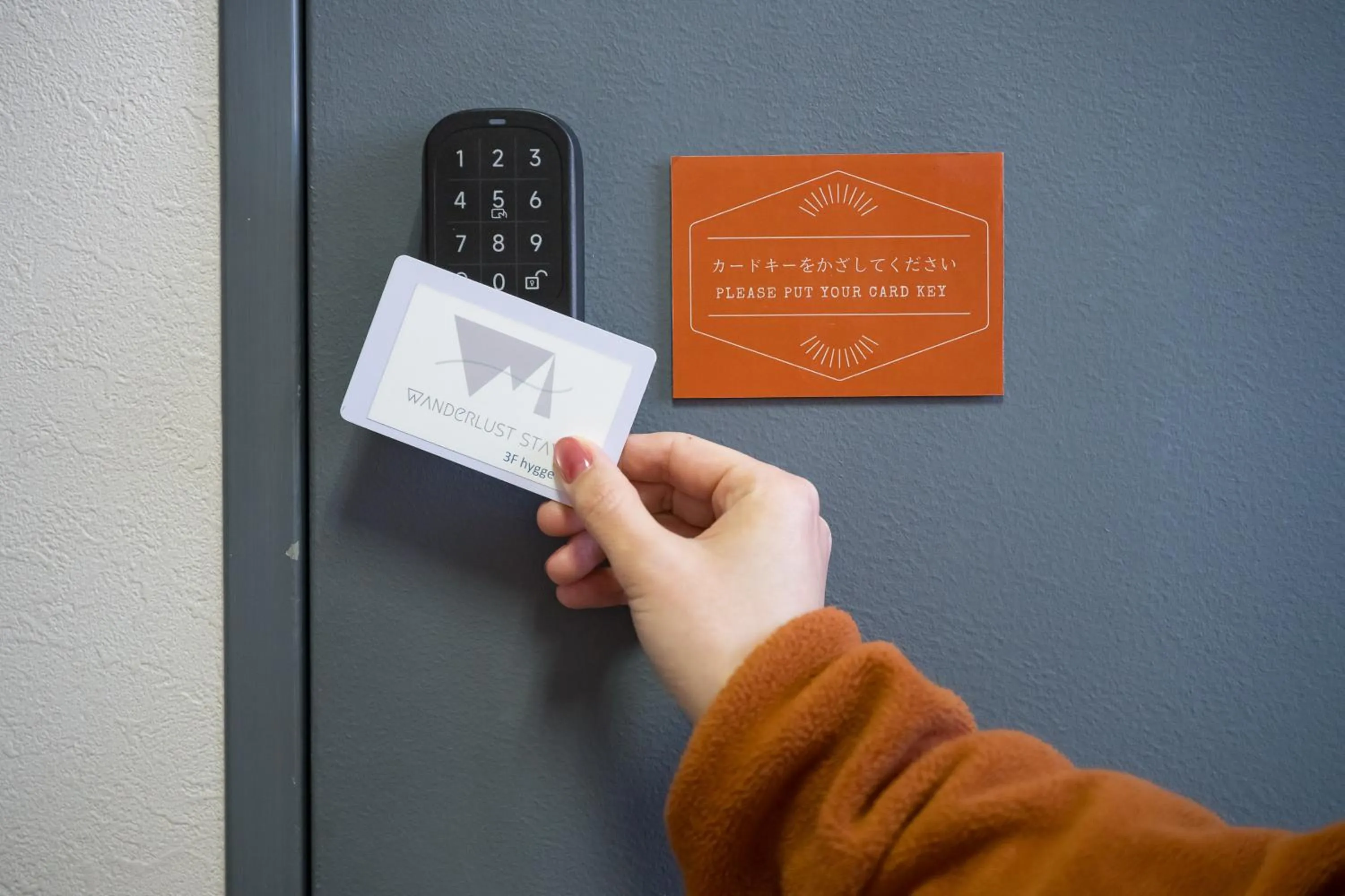 Photo of the whole room in wanderlust STAY