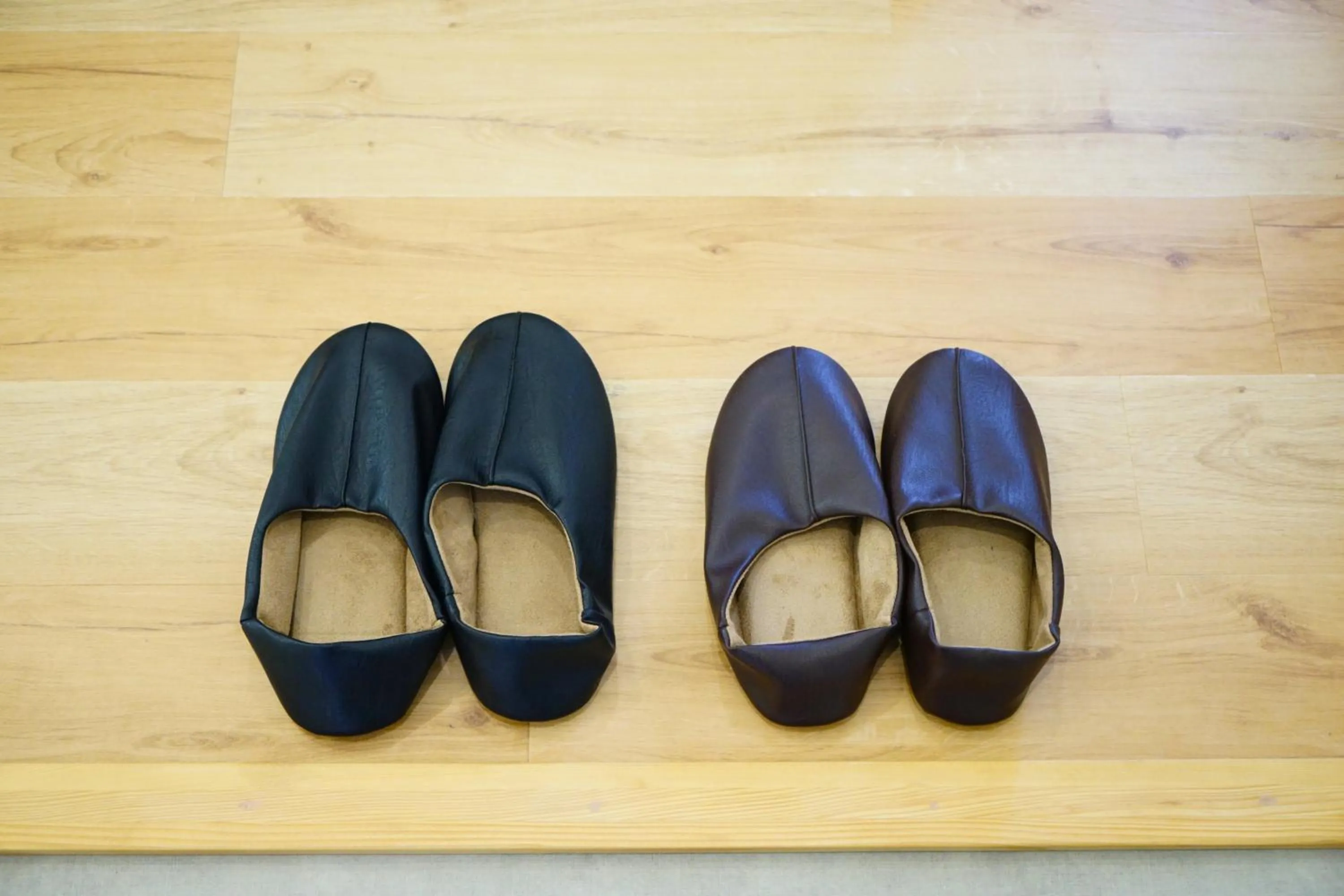 Photo of the whole room in wanderlust STAY