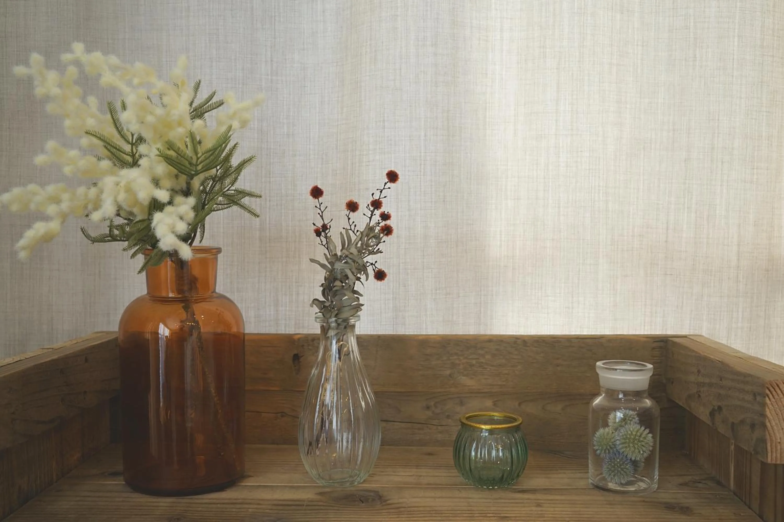 Decorative detail in wanderlust STAY