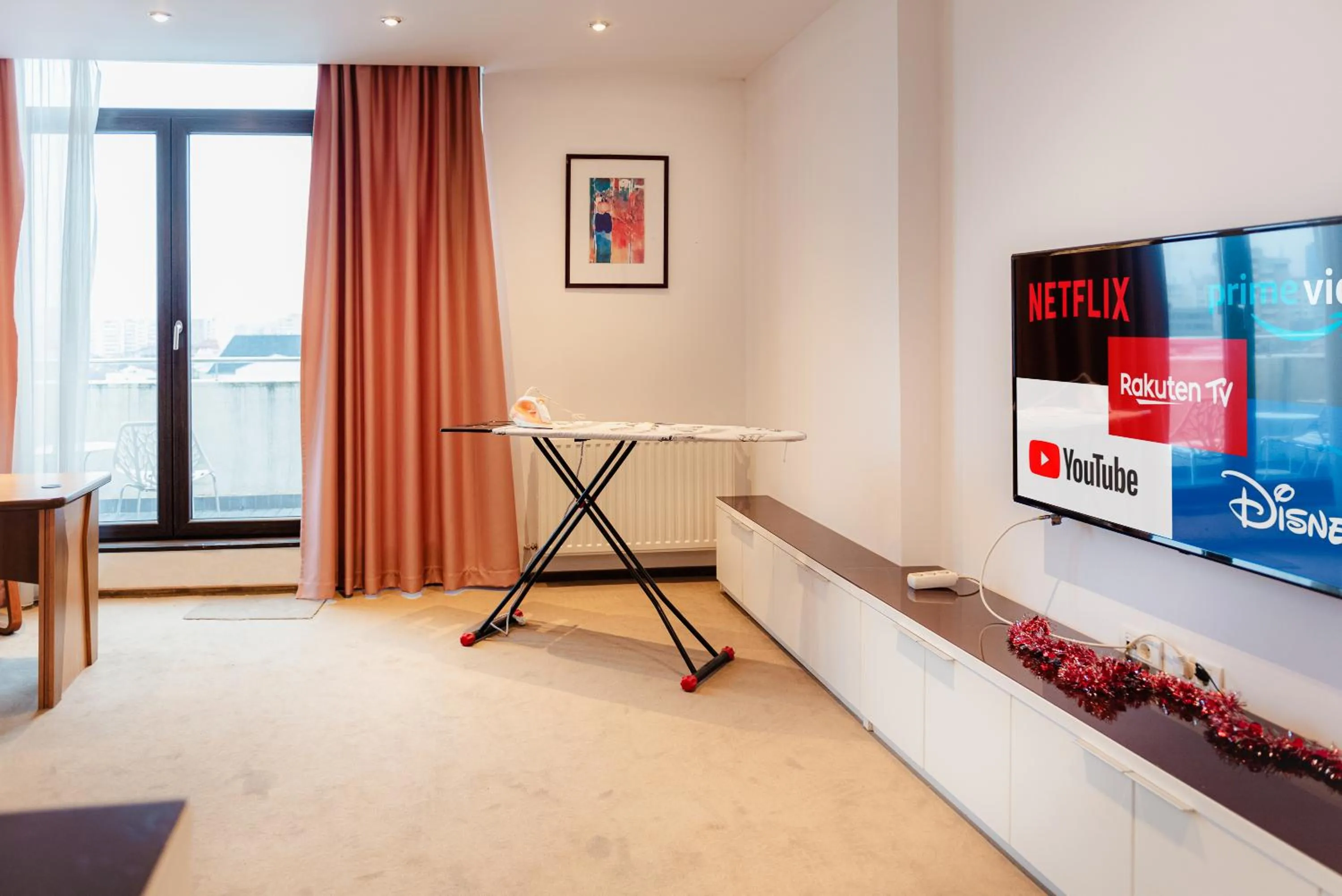 TV and multimedia in Uni88 Apart Hotel