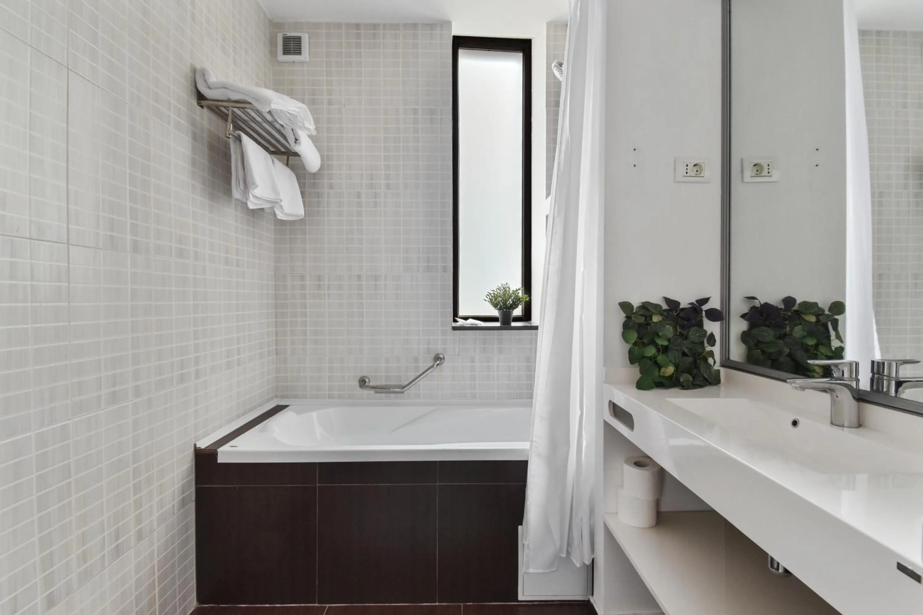 Bathroom in Uni88 Apart Hotel