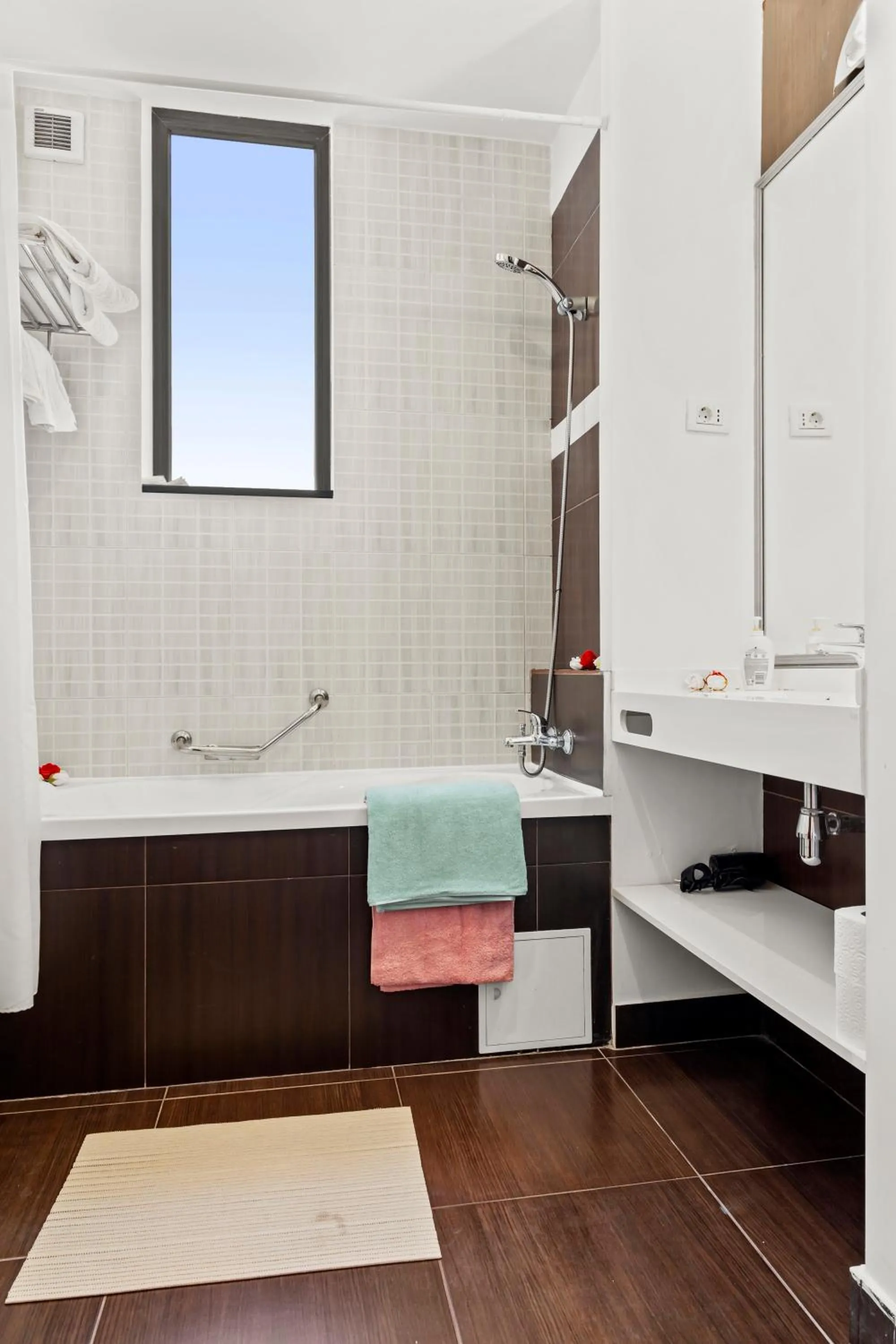 Toilet in Uni88 Apart Hotel