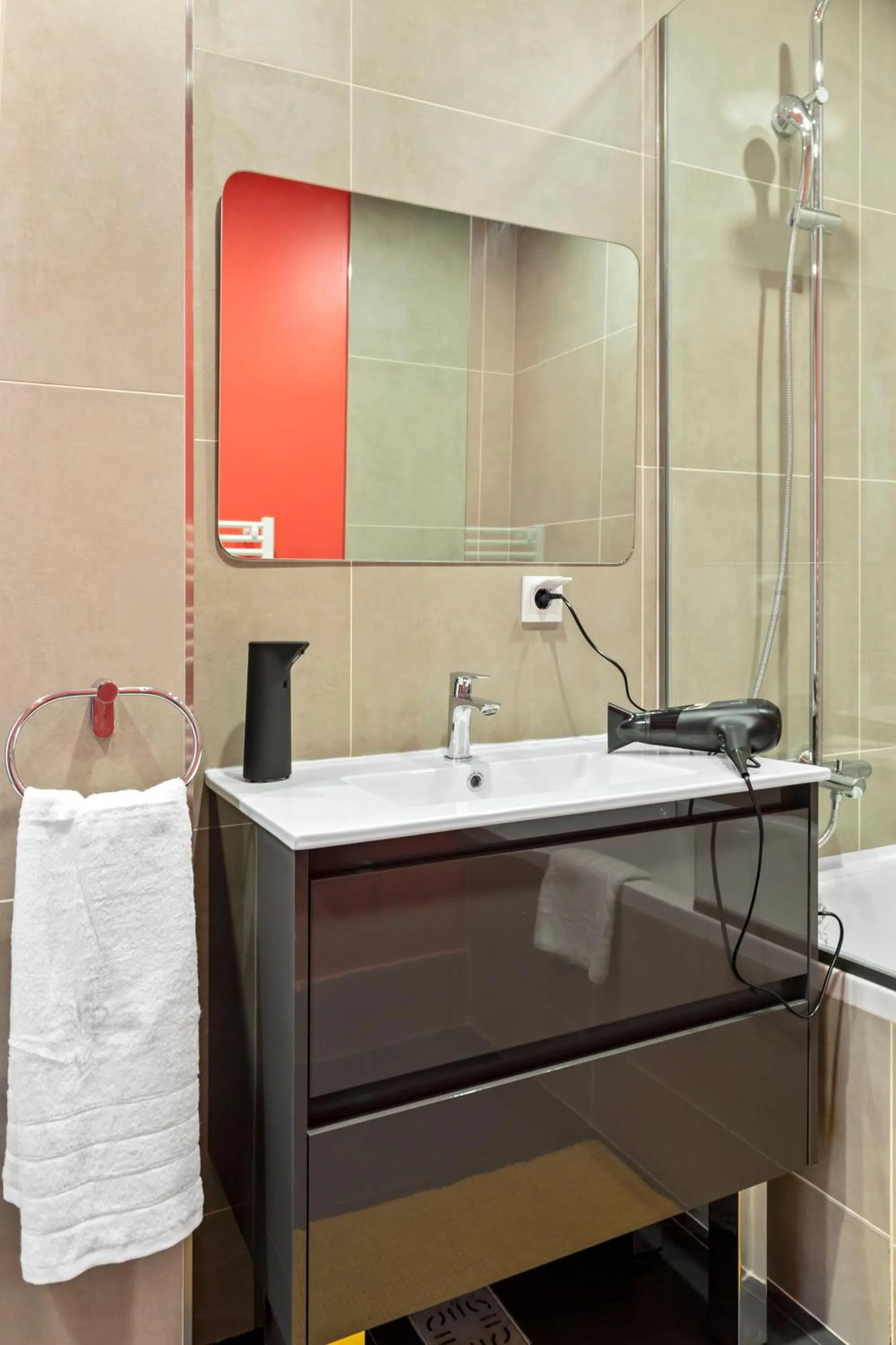 Shower in Uni88 Apart Hotel