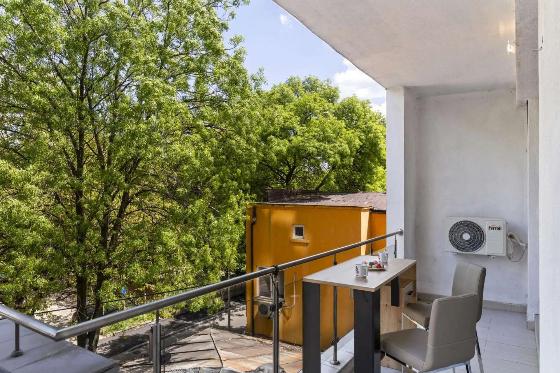 View (from property/room) in Uni88 Apart Hotel