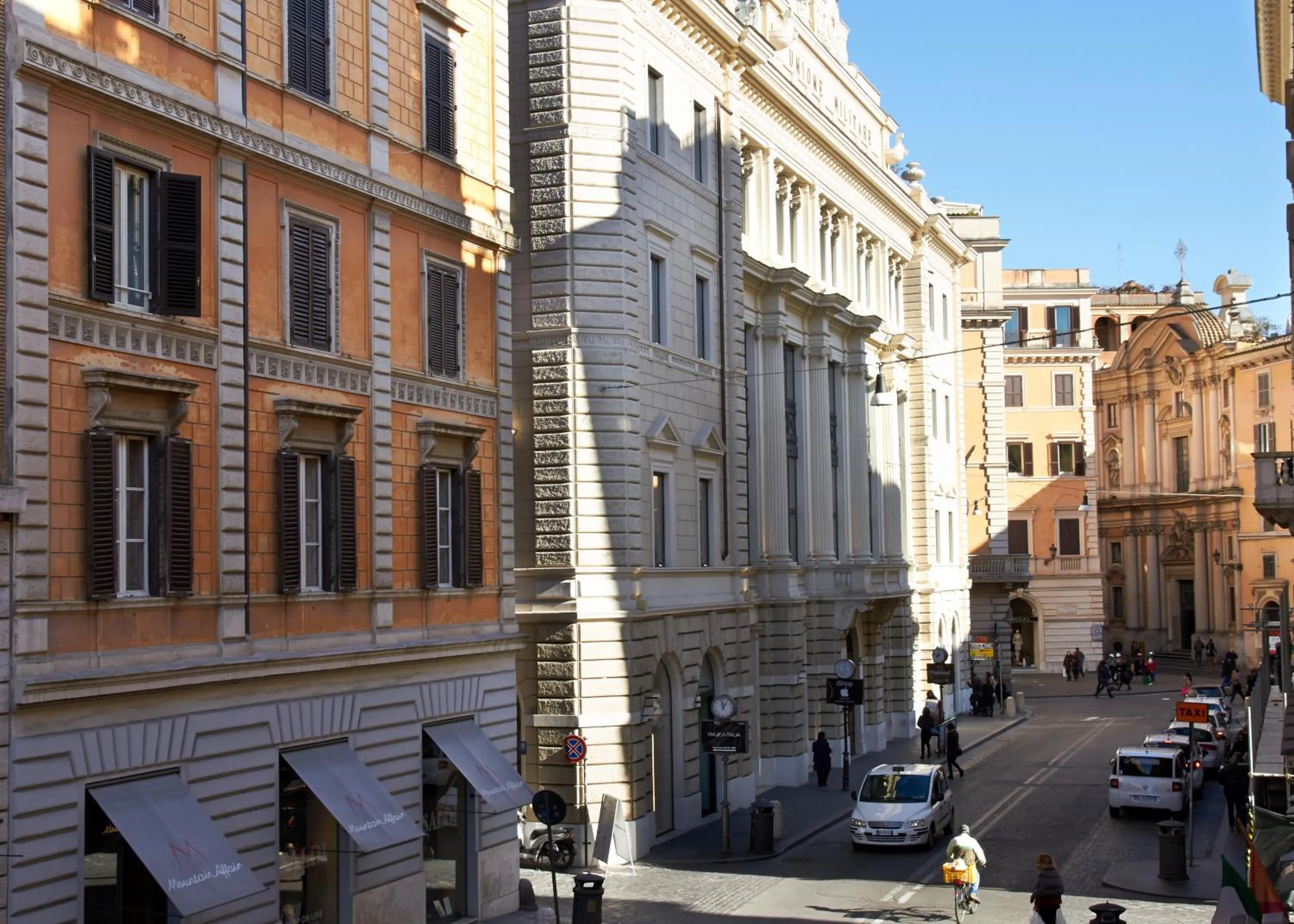 Property building in Charme & Chic Prestige