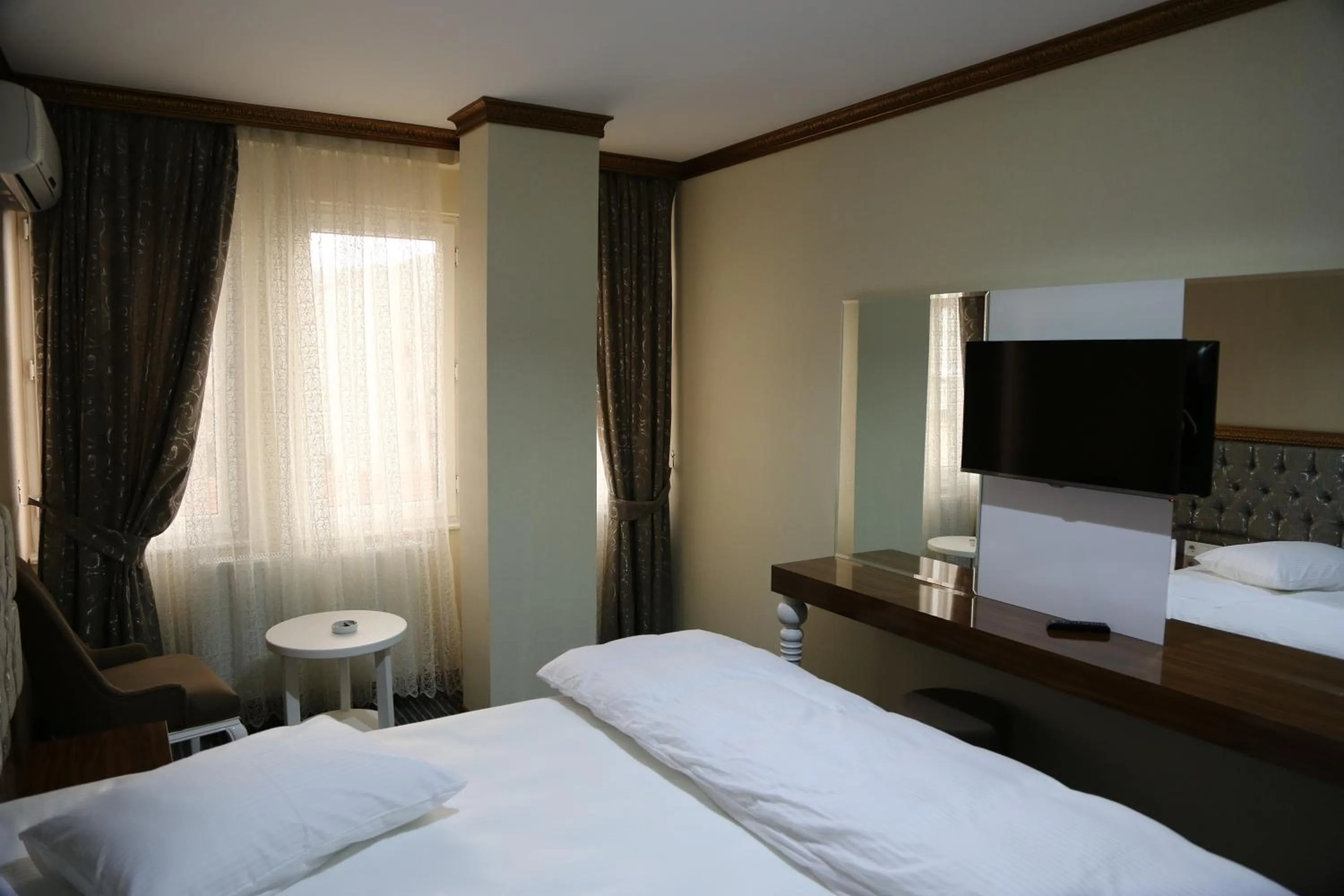 Day, Bed in Grand Sera Hotel