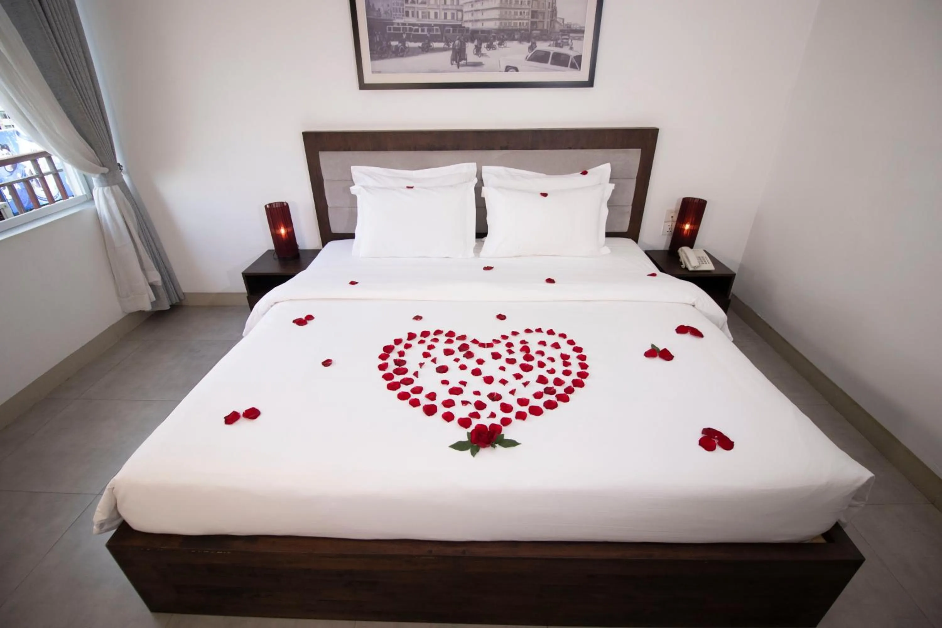 Bedroom, Bed in Vrest Hotel