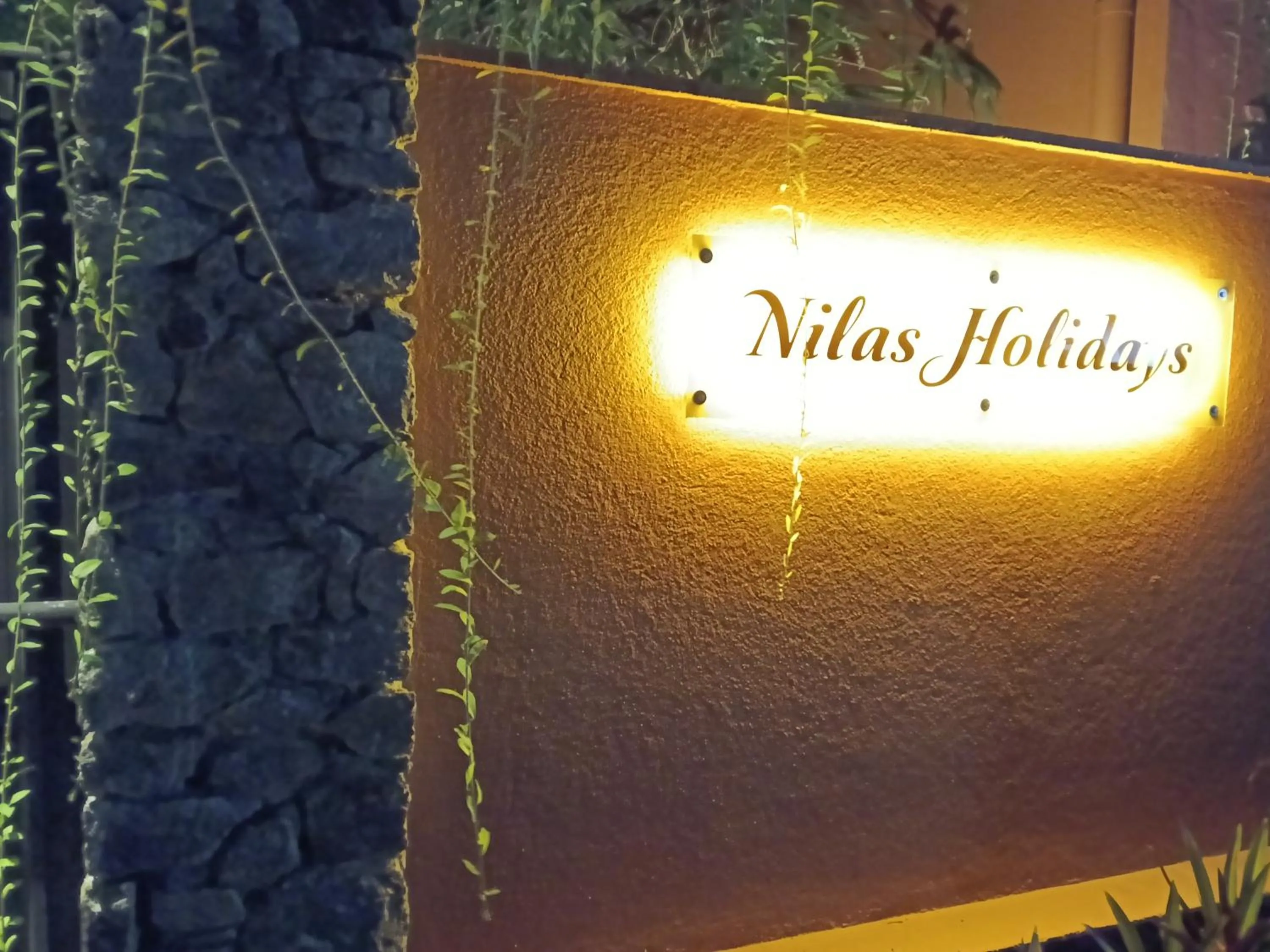 Nilas Holiday Apartments