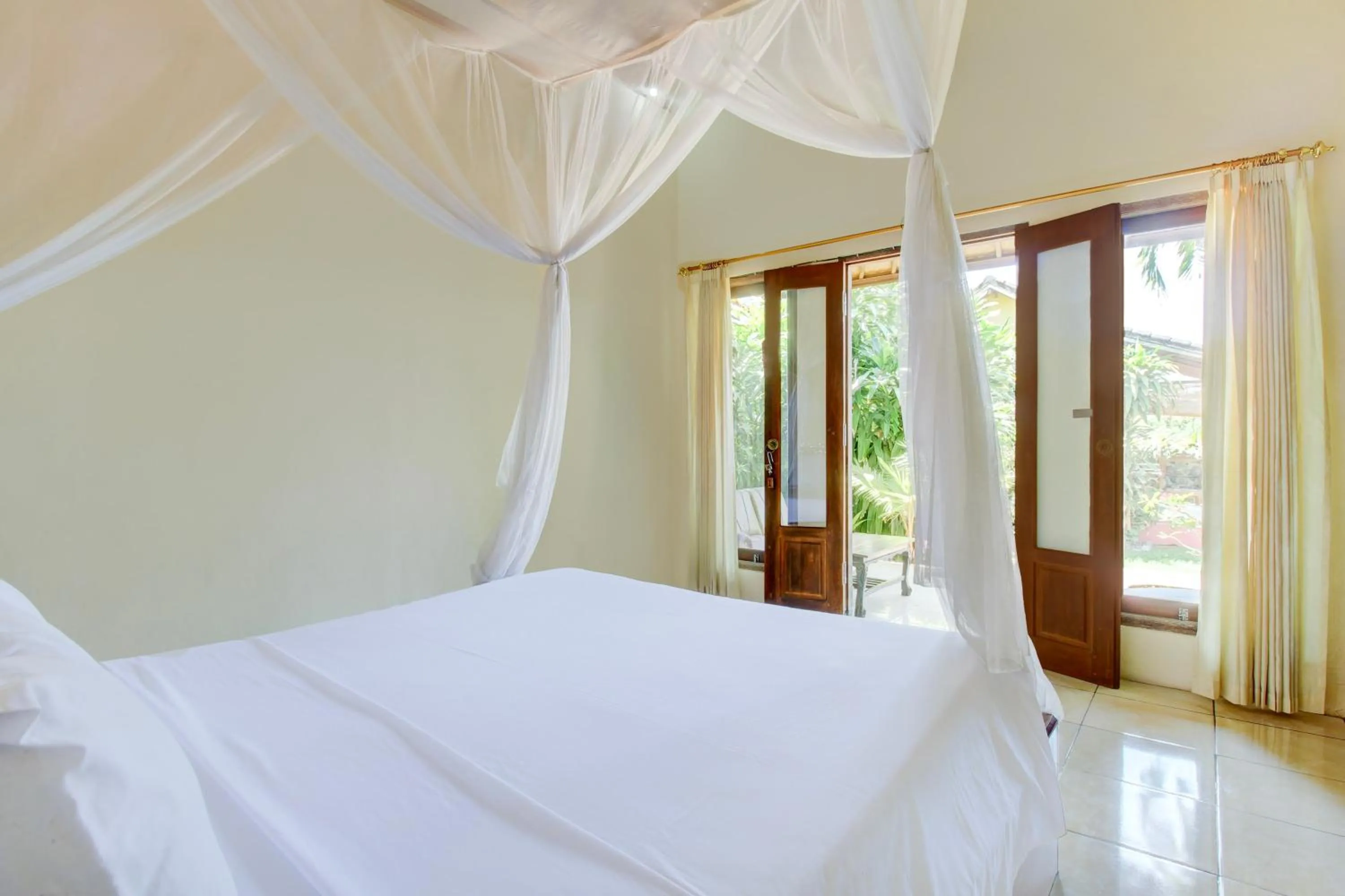 Bedroom, Bed in Capital O 94226 Kubu Mesari