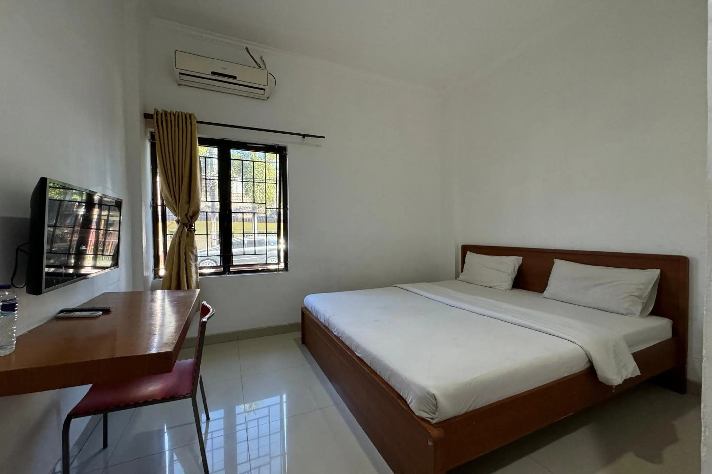 Bedroom, Bed in Hotel O Ezhar Boka Homestay Near GOR Sulis Bulutangkis