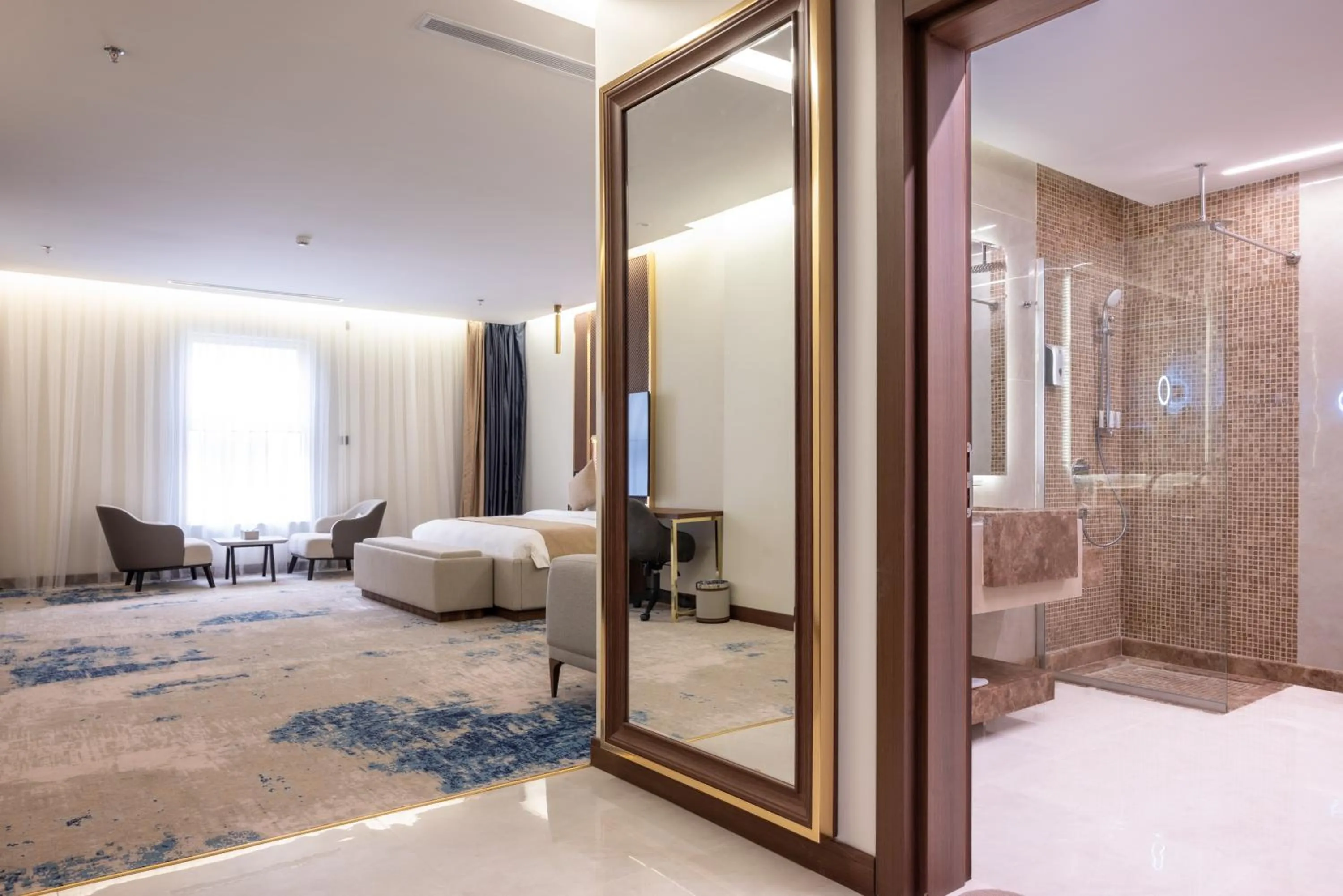 Photo of the whole room, Bed in Vender Hotel