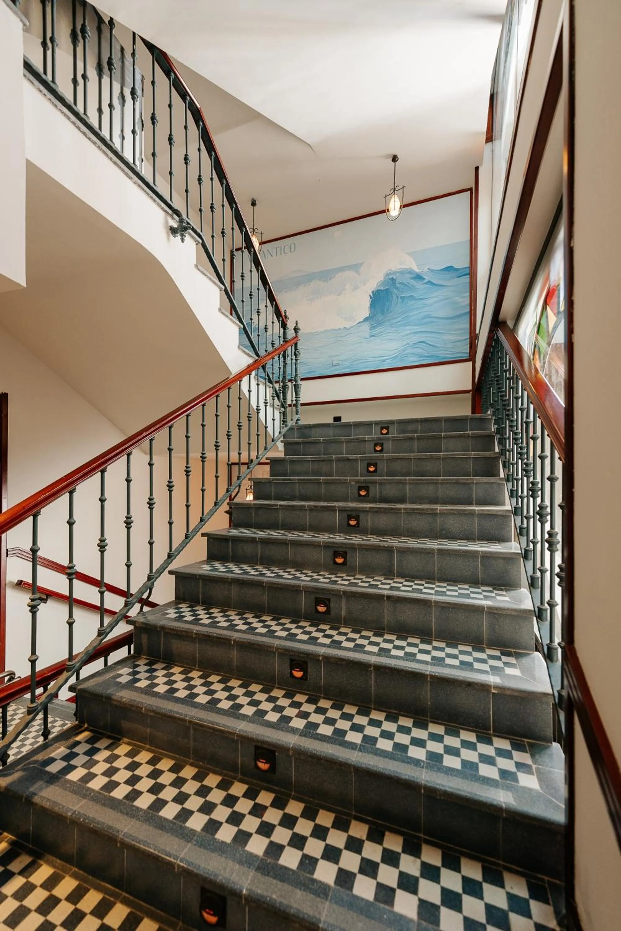 Property building in Hotel Reveron Plaza