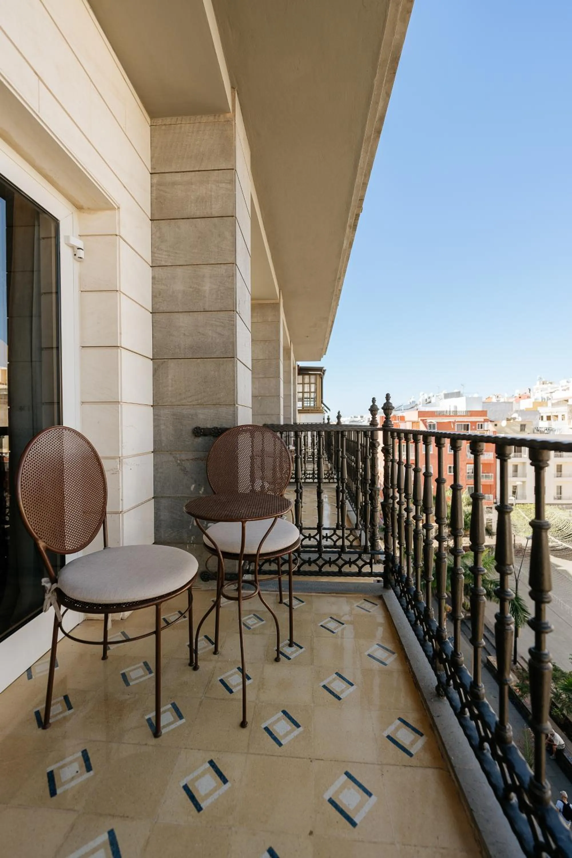 Balcony/Terrace in Hotel Reveron Plaza