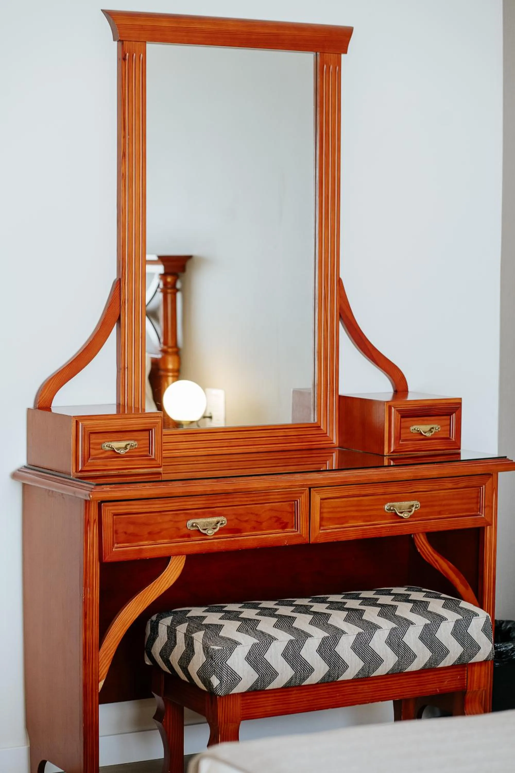 Decorative detail in Hotel Reveron Plaza