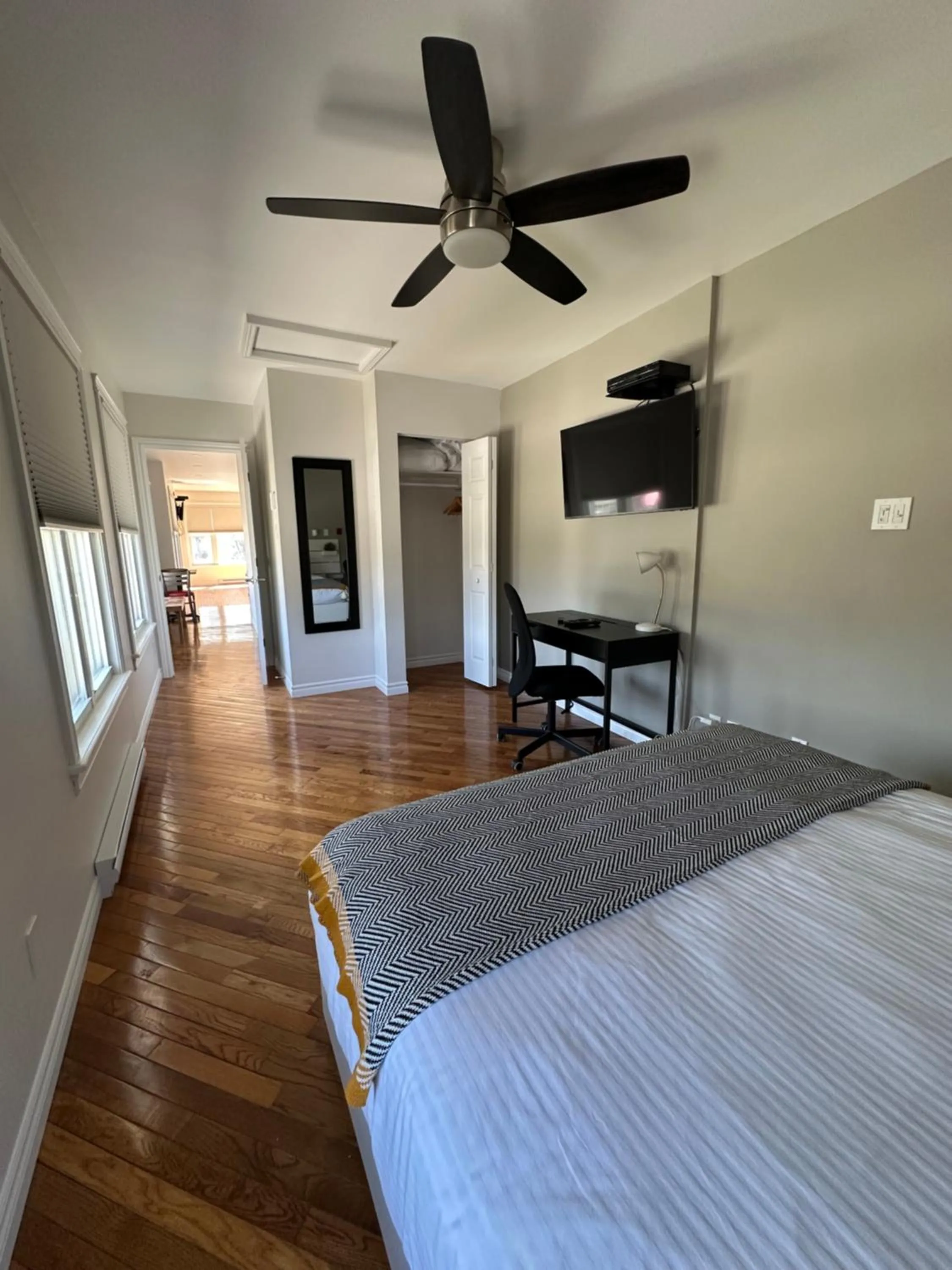 Bed in Motel Le Refuge