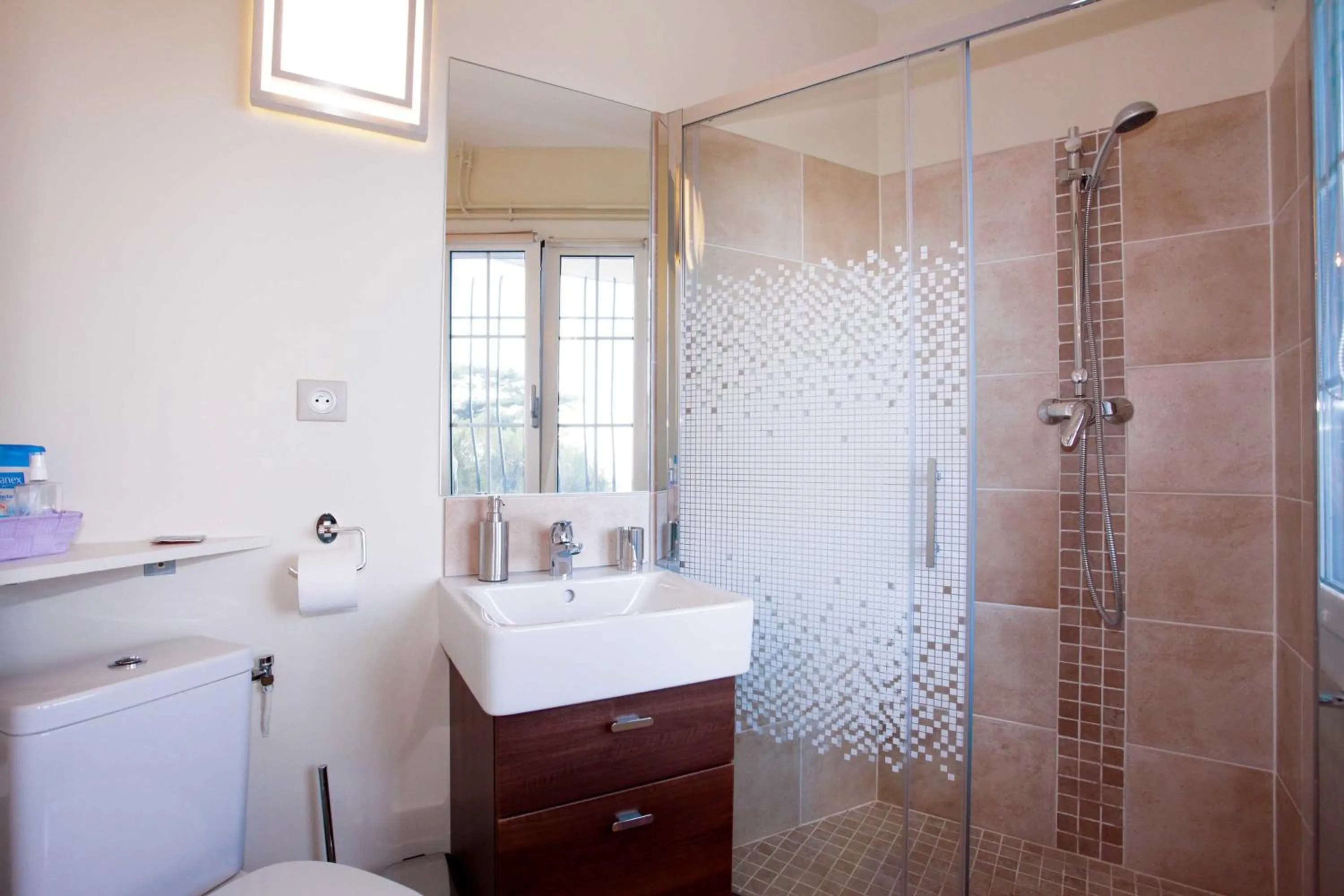 Bathroom in La Tourrette