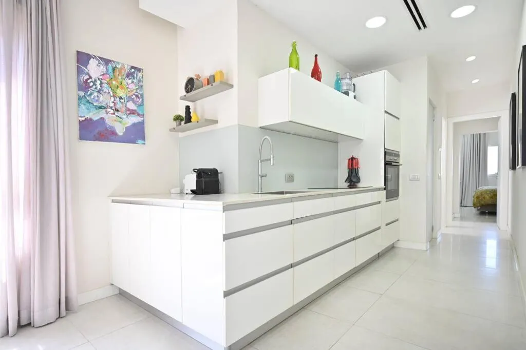 Seaside Apt Balcony&Parking !