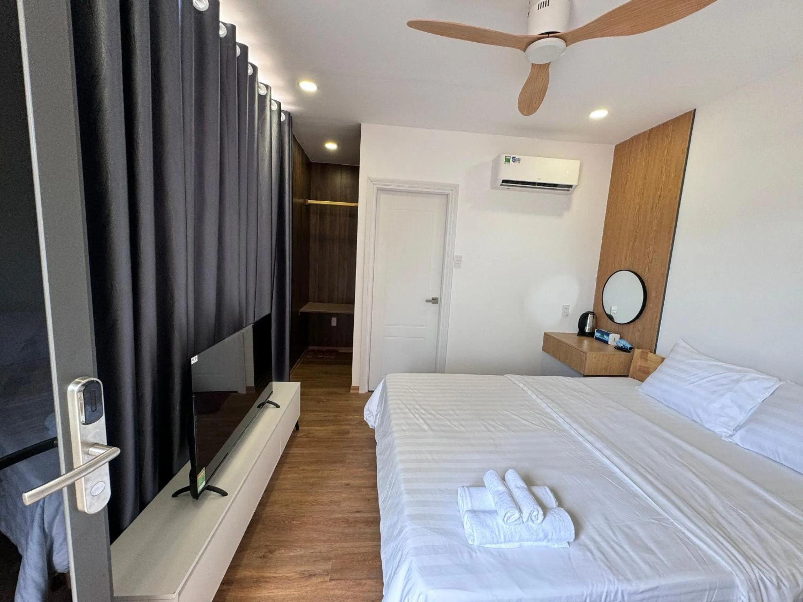 Bed in Wanderlust garden inn