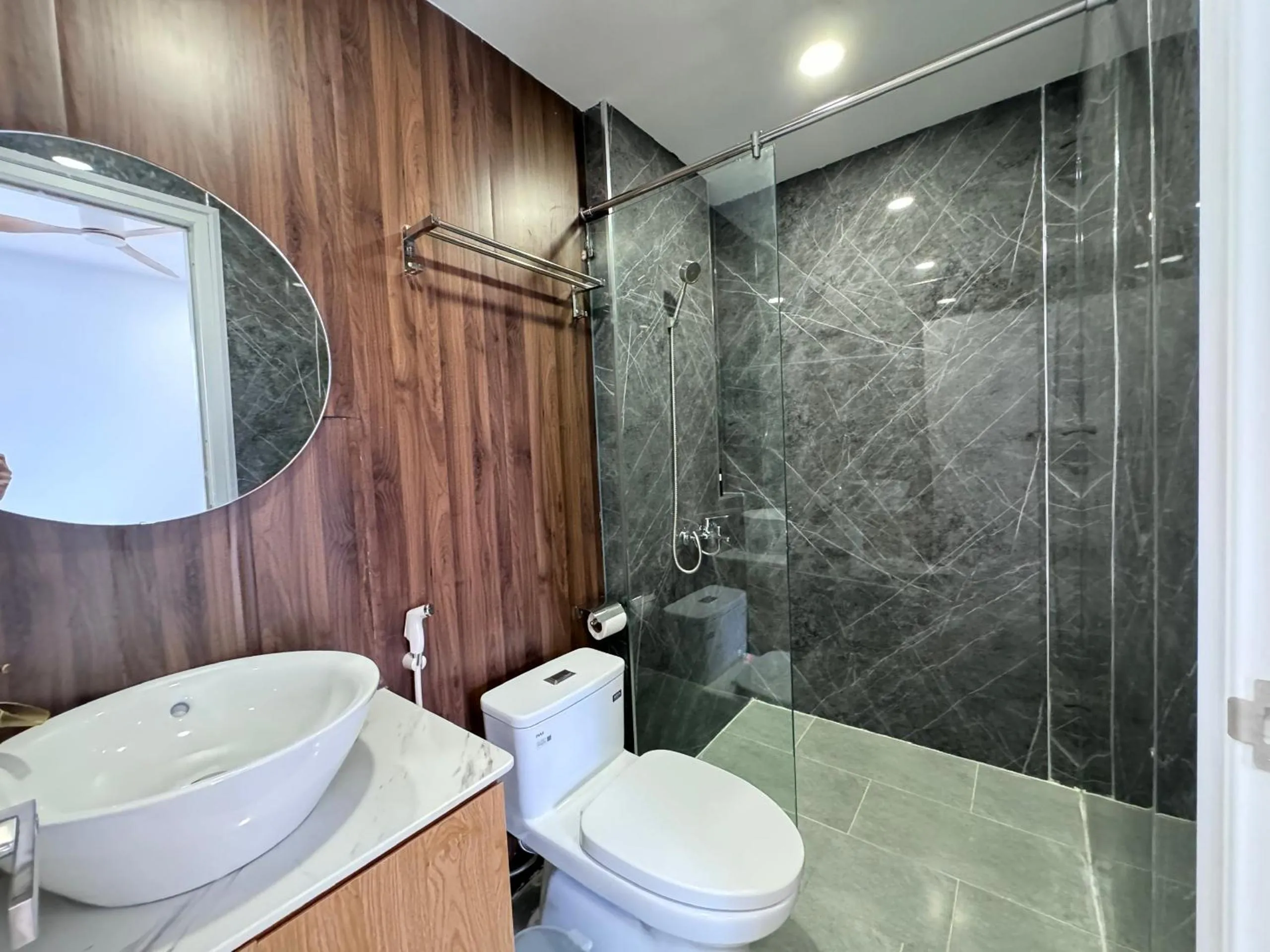 Wanderlust garden inn