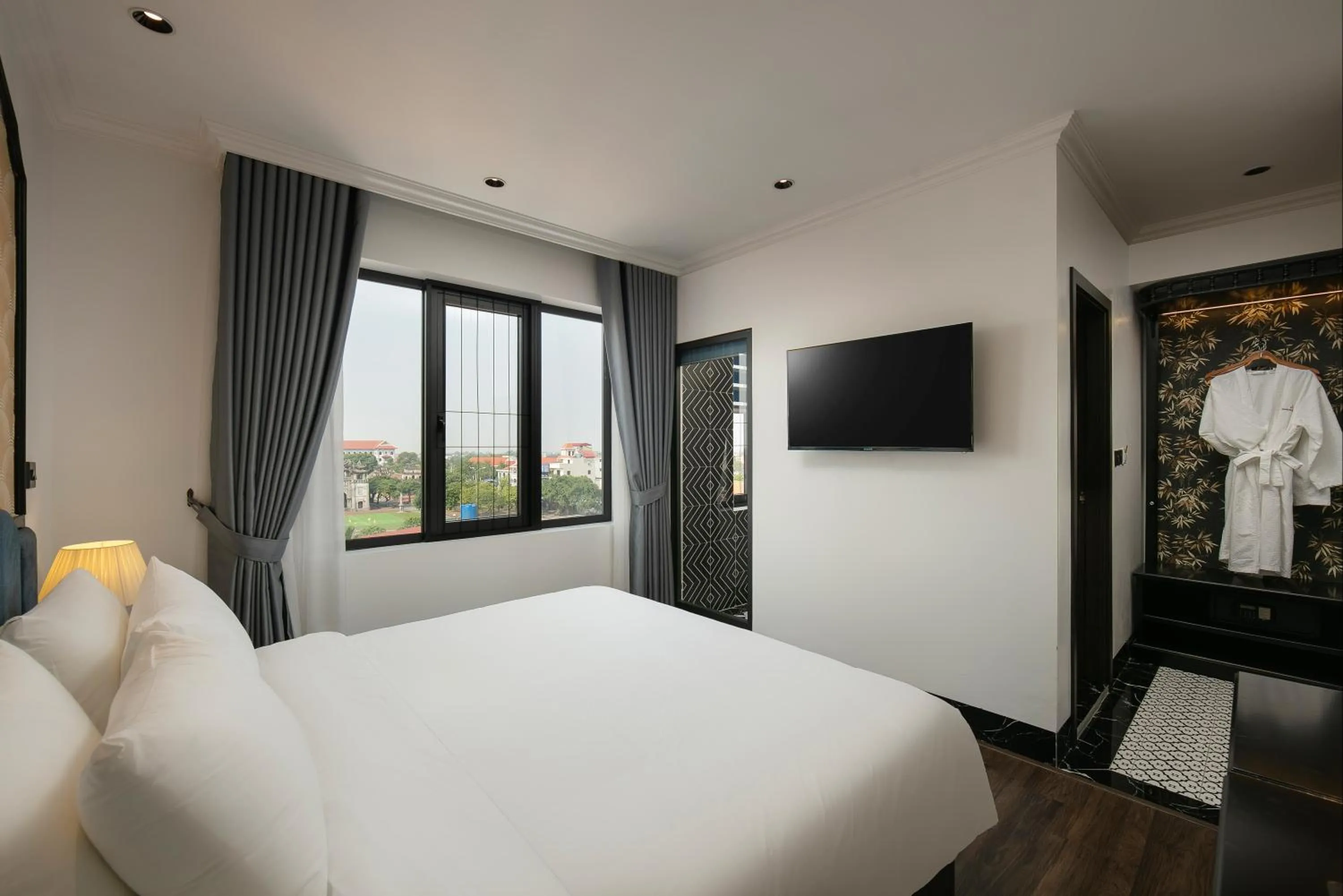 Bedroom, Bed in Phat Diem Plaza Hotel