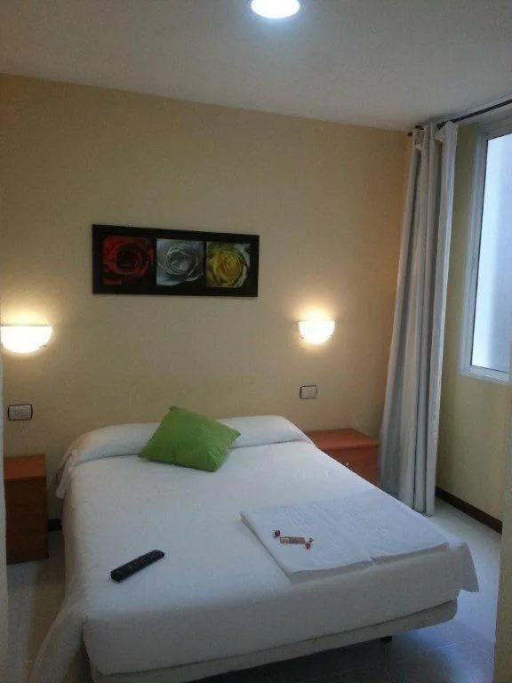 Bed in Hostal Ancla Dorada