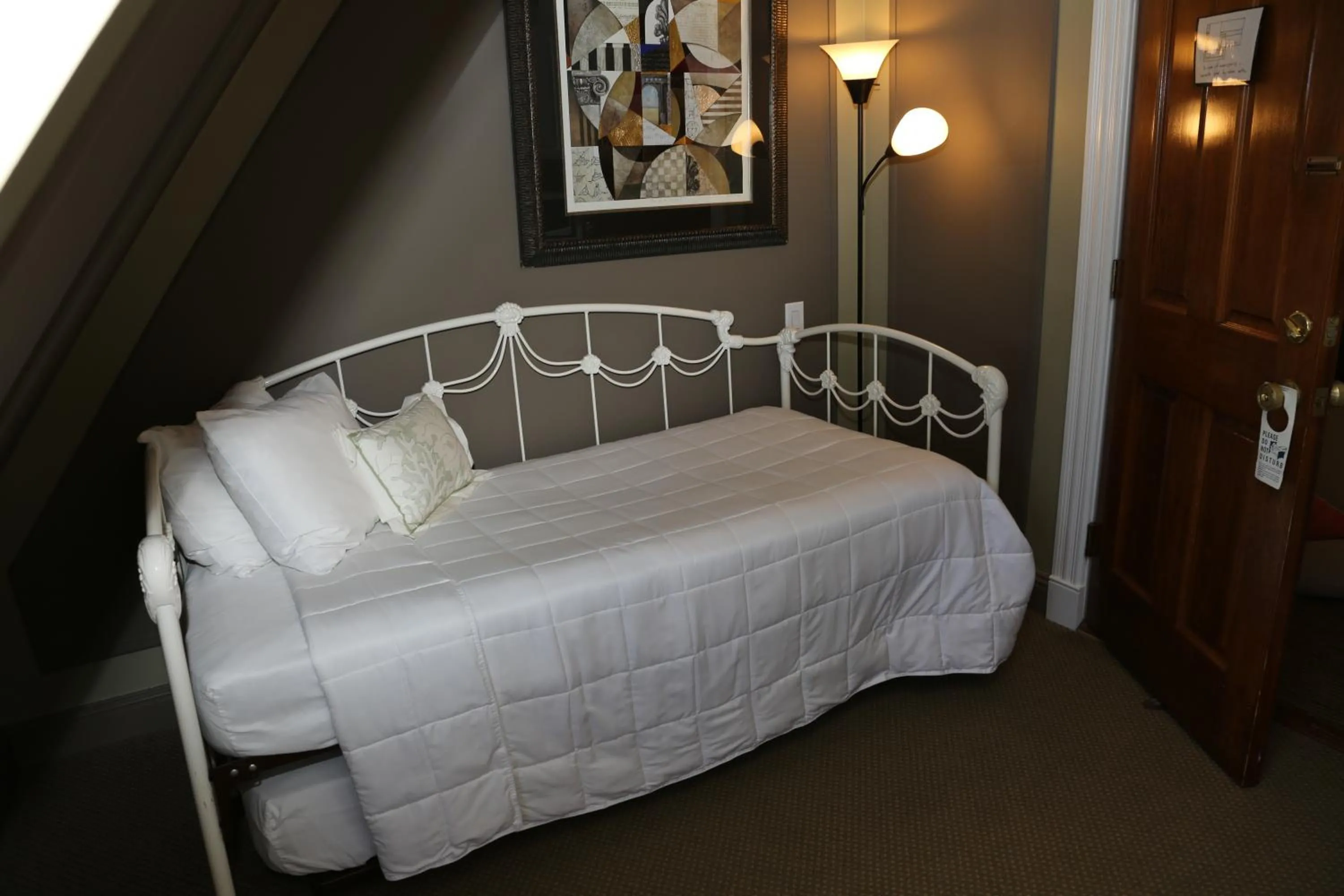 Bed in The Ocean Plaza Hotel