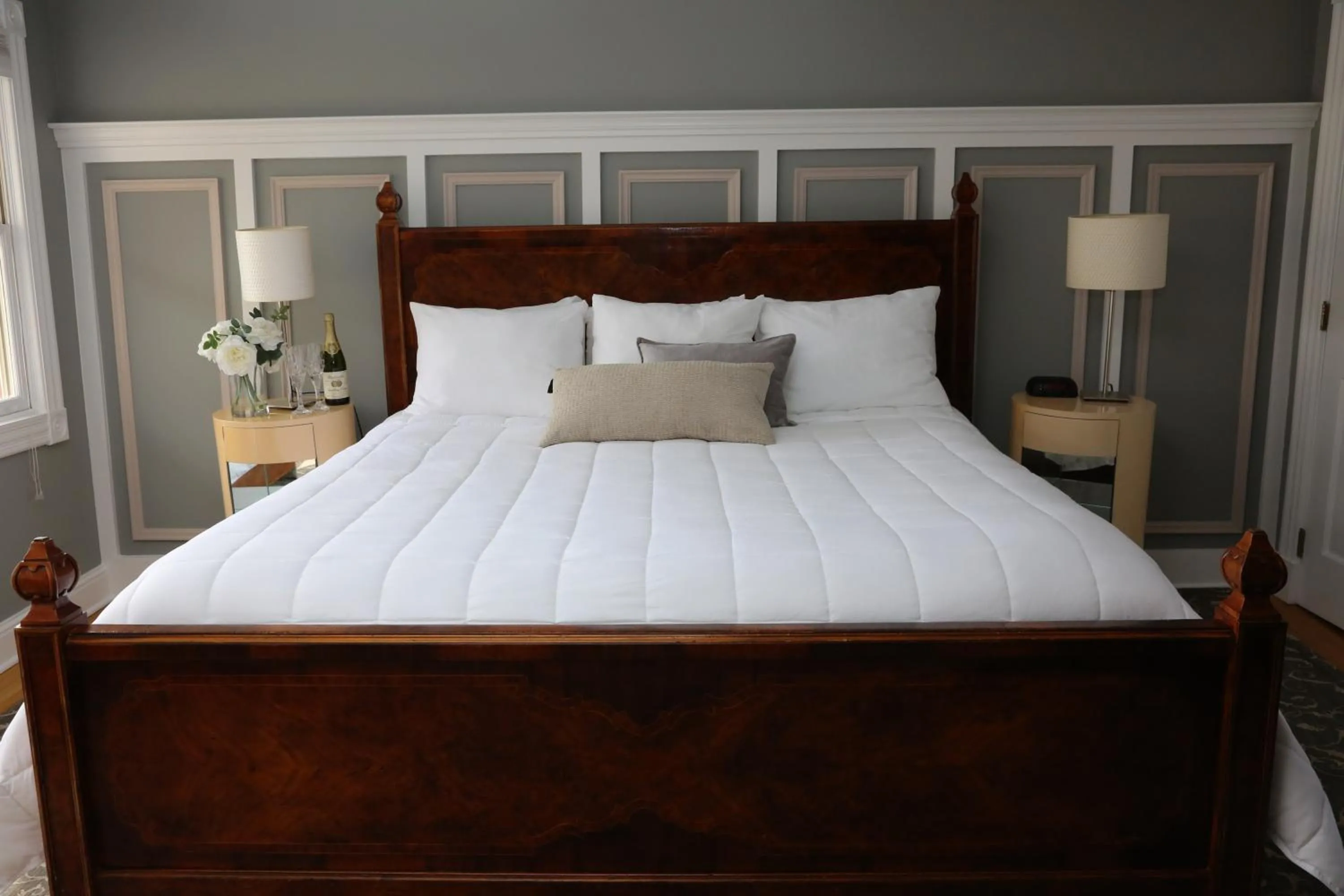 Bedroom, Bed in The Ocean Plaza Hotel