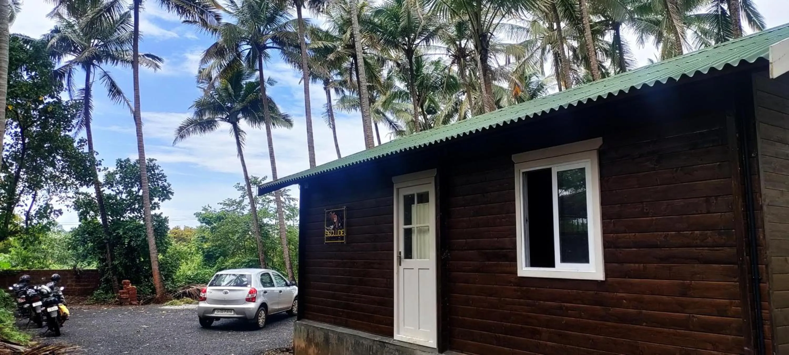 Parking in Seclude Eco Cottages