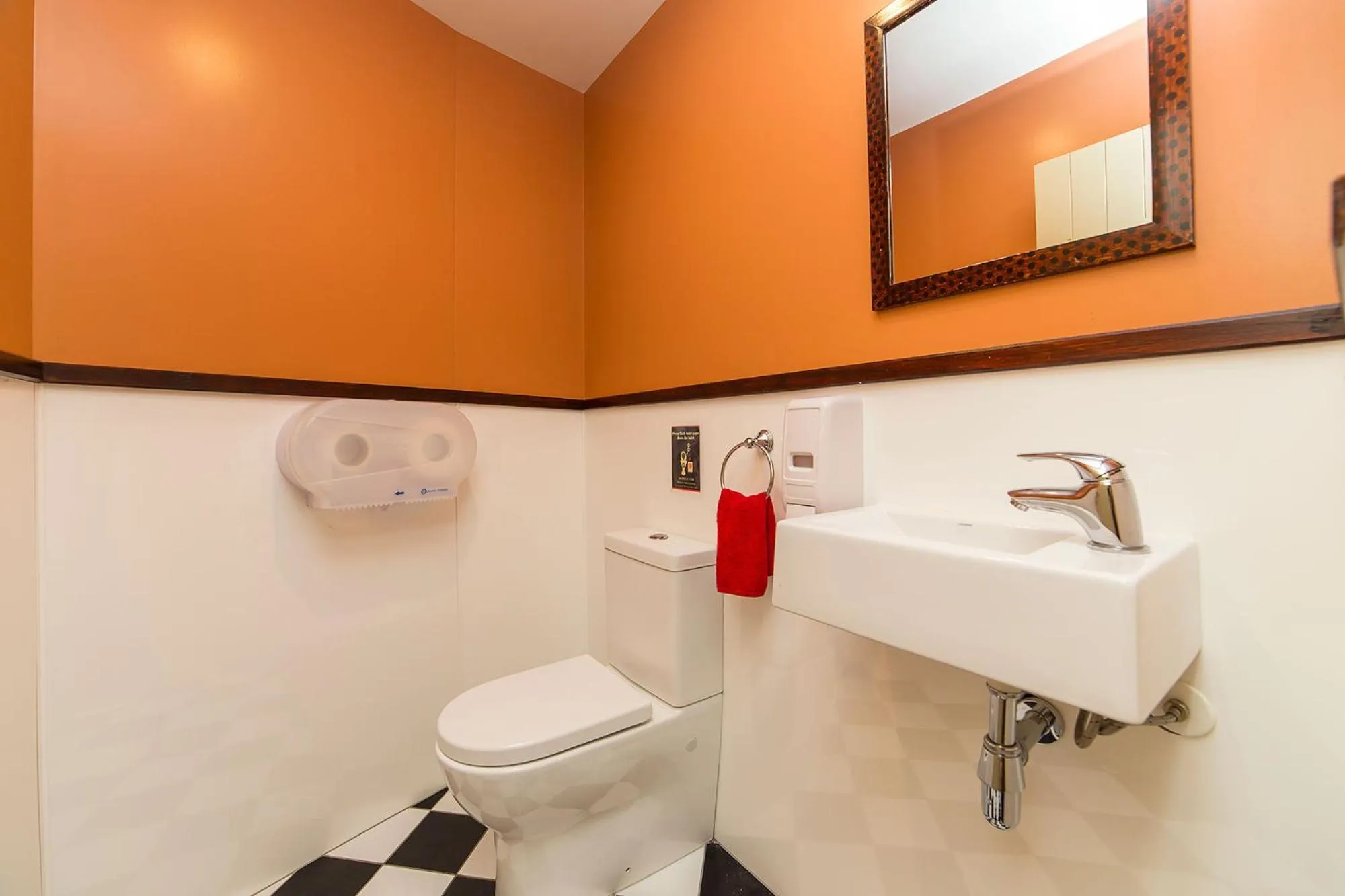 Bathroom in Tahuna Pod Hostel