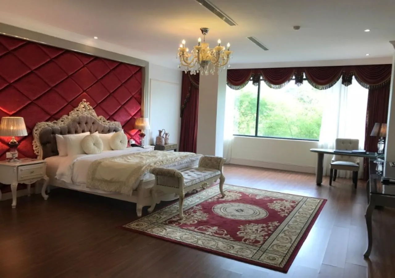 Bedroom, Bed in The Orchard Wellness & Health Resort