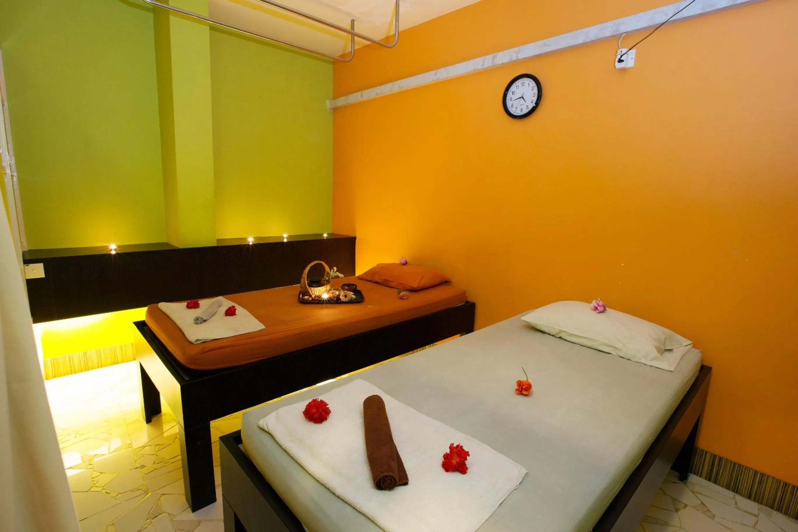 Bedroom, Bed in Hotel Maximillian